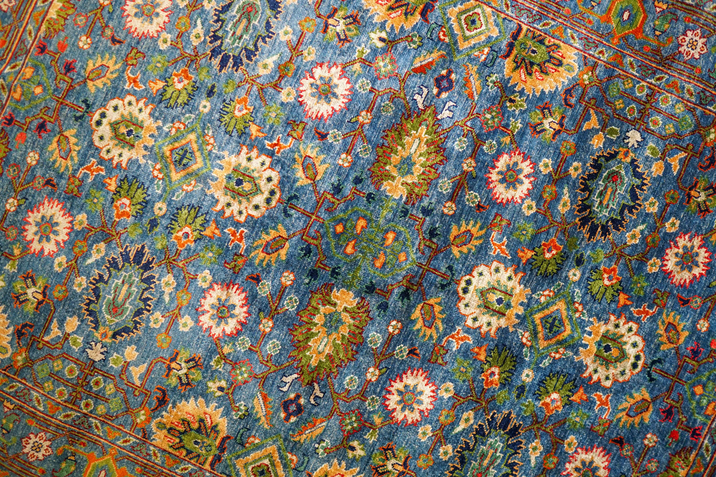  アフガニスタン・ガズニ産 手織り絨毯 197×151cm