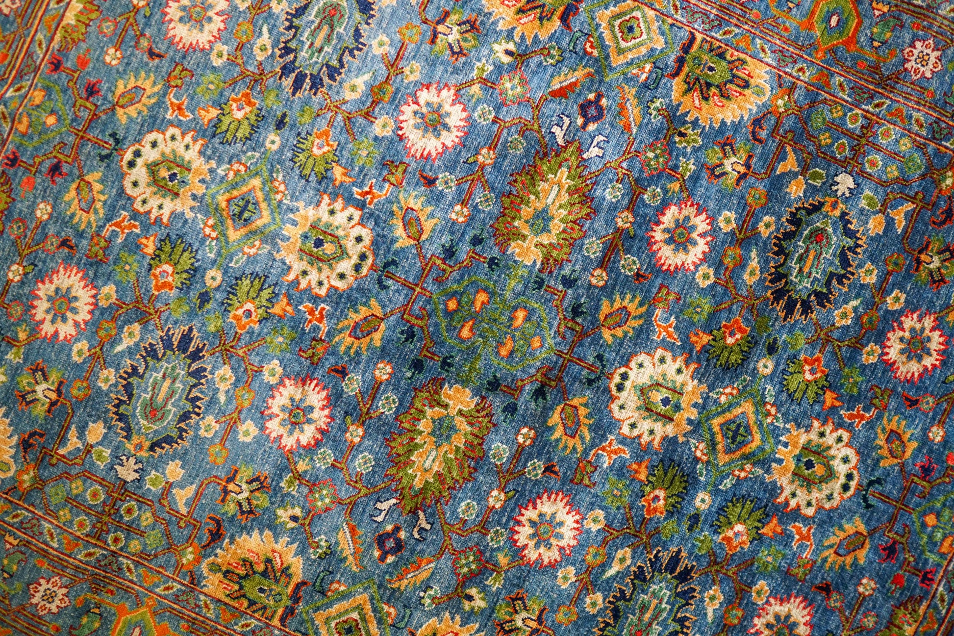  アフガニスタン・ガズニ産 手織り絨毯 197×151cm