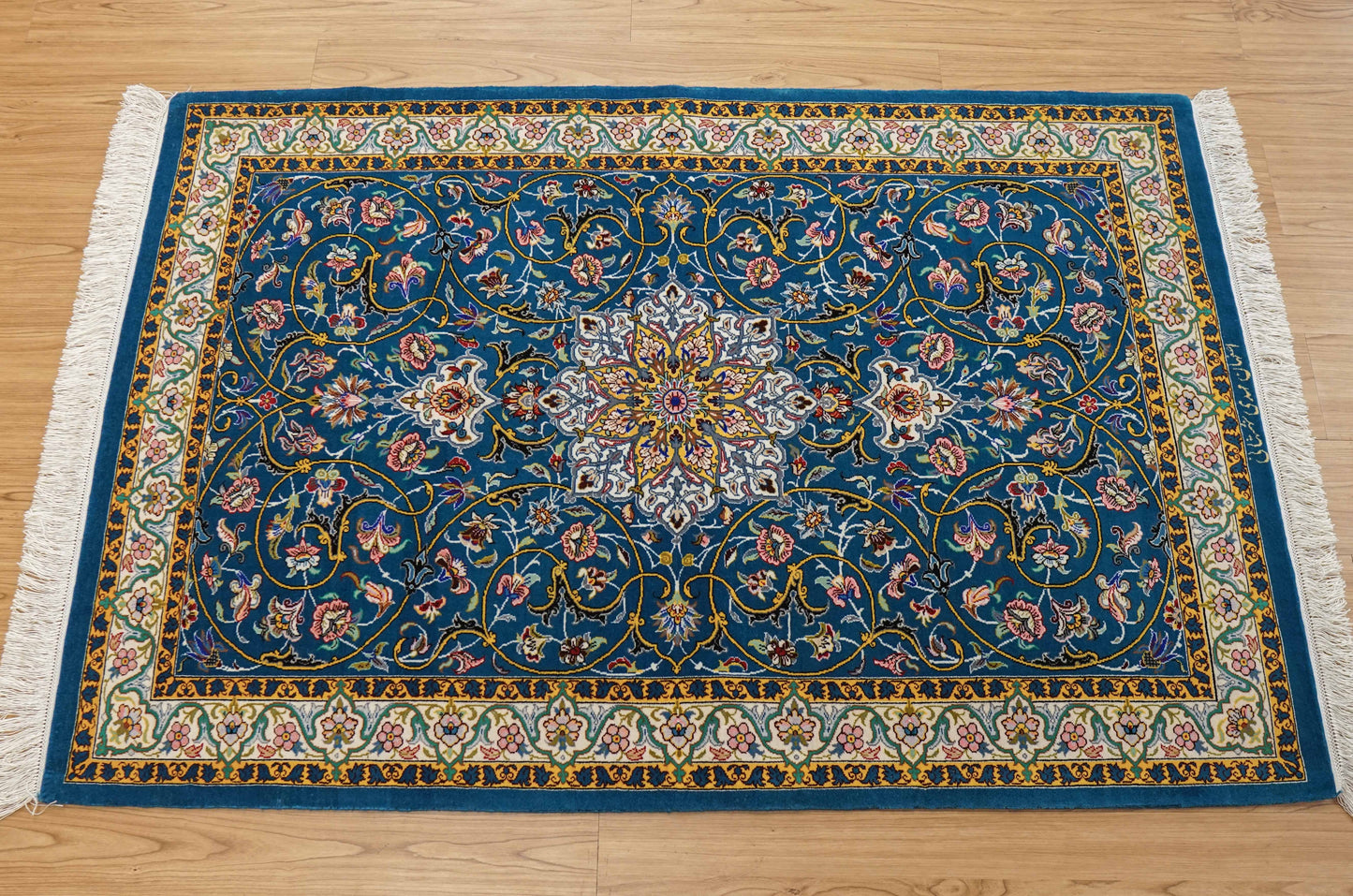  ペルシャ絨毯 イスファハン産 シャー・シャハニ房 約150×98cm｜コルクウール＆シルク 手織り 高級ペルシャ絨毯
