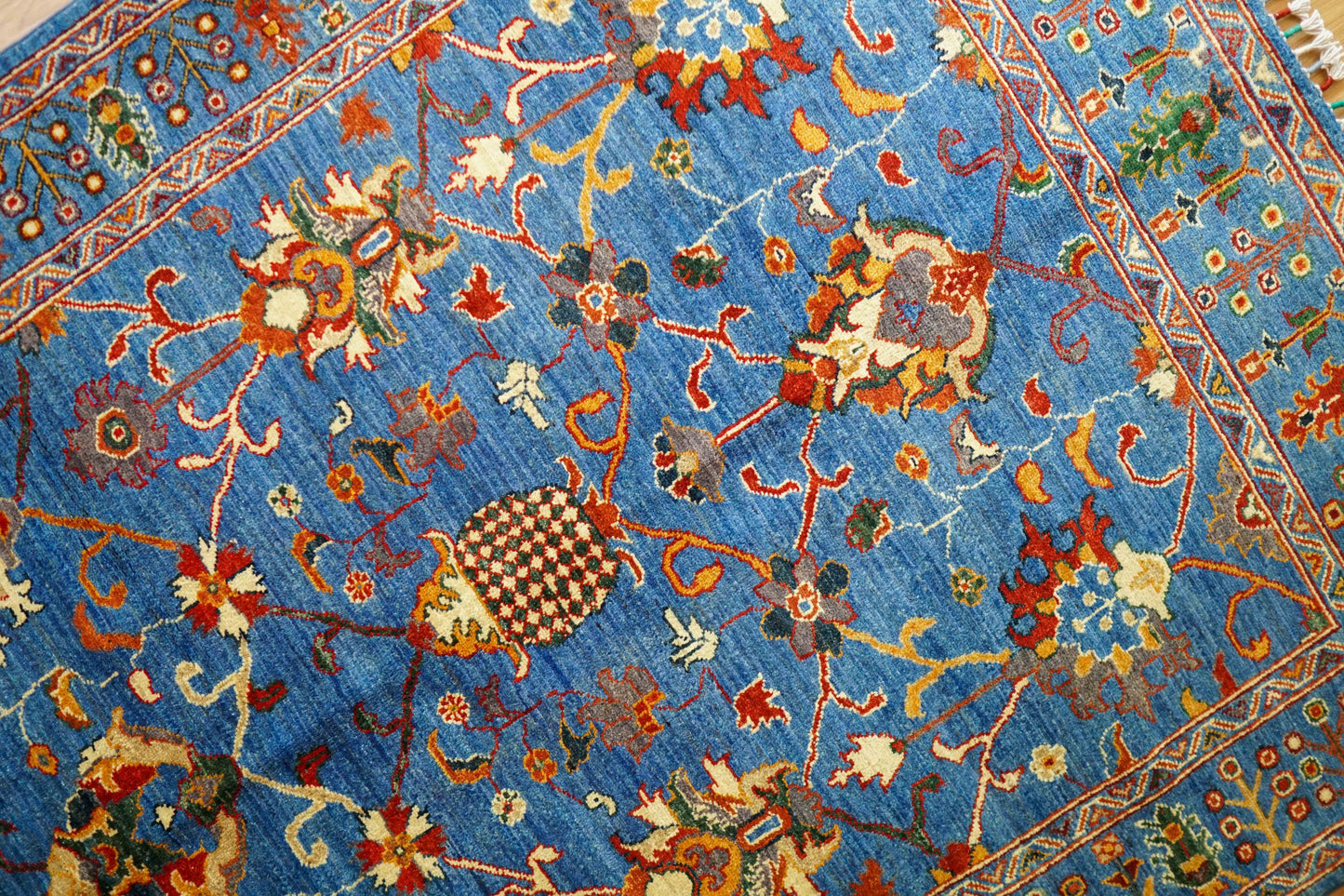  アフガニスタン・ガズニ産 手織り絨毯 199×148cm