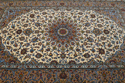  ペルシャ絨毯 カシャーン産 226×152cm (カシャン)｜伝統メダリオンデザイン・上品なアイボリー×ブルー