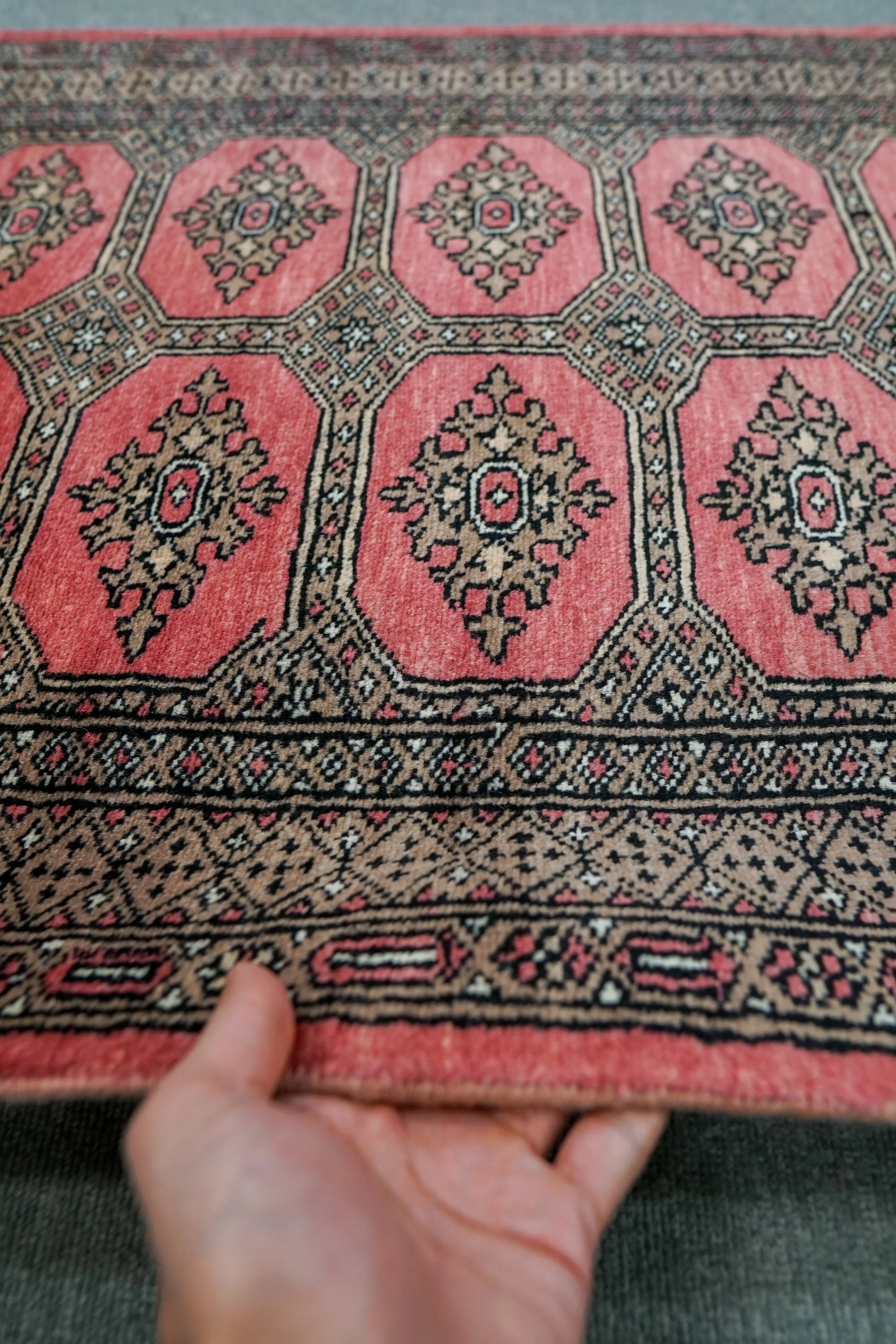 249×80cm パキスタン手織り絨毯　ランナー Decorworks