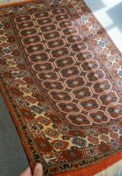 174×120cm　トルクメン ボハラ　手織り絨毯 - Decorworks