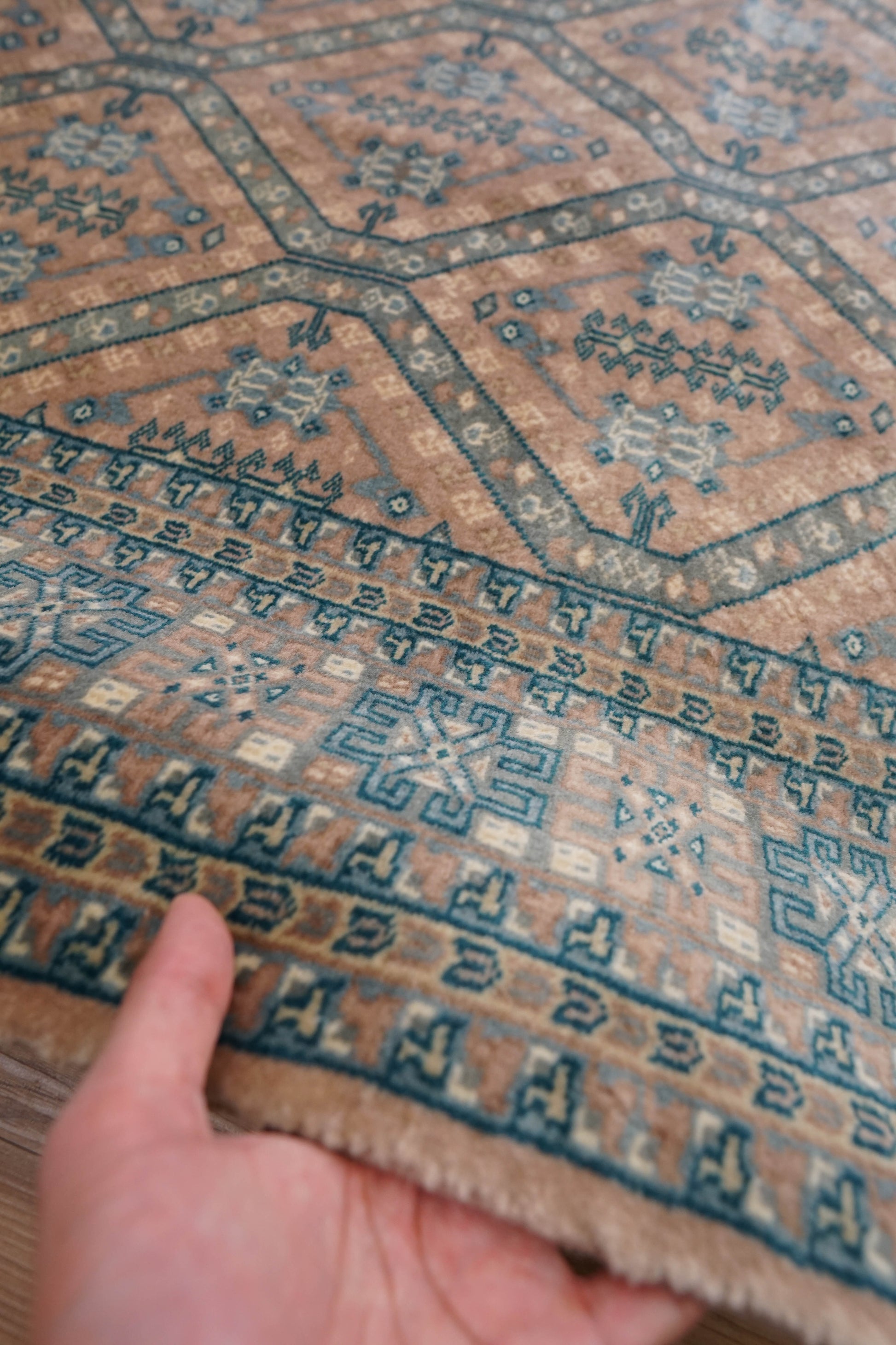  217×153cm パキスタン手織り絨毯 Fine quality11/22