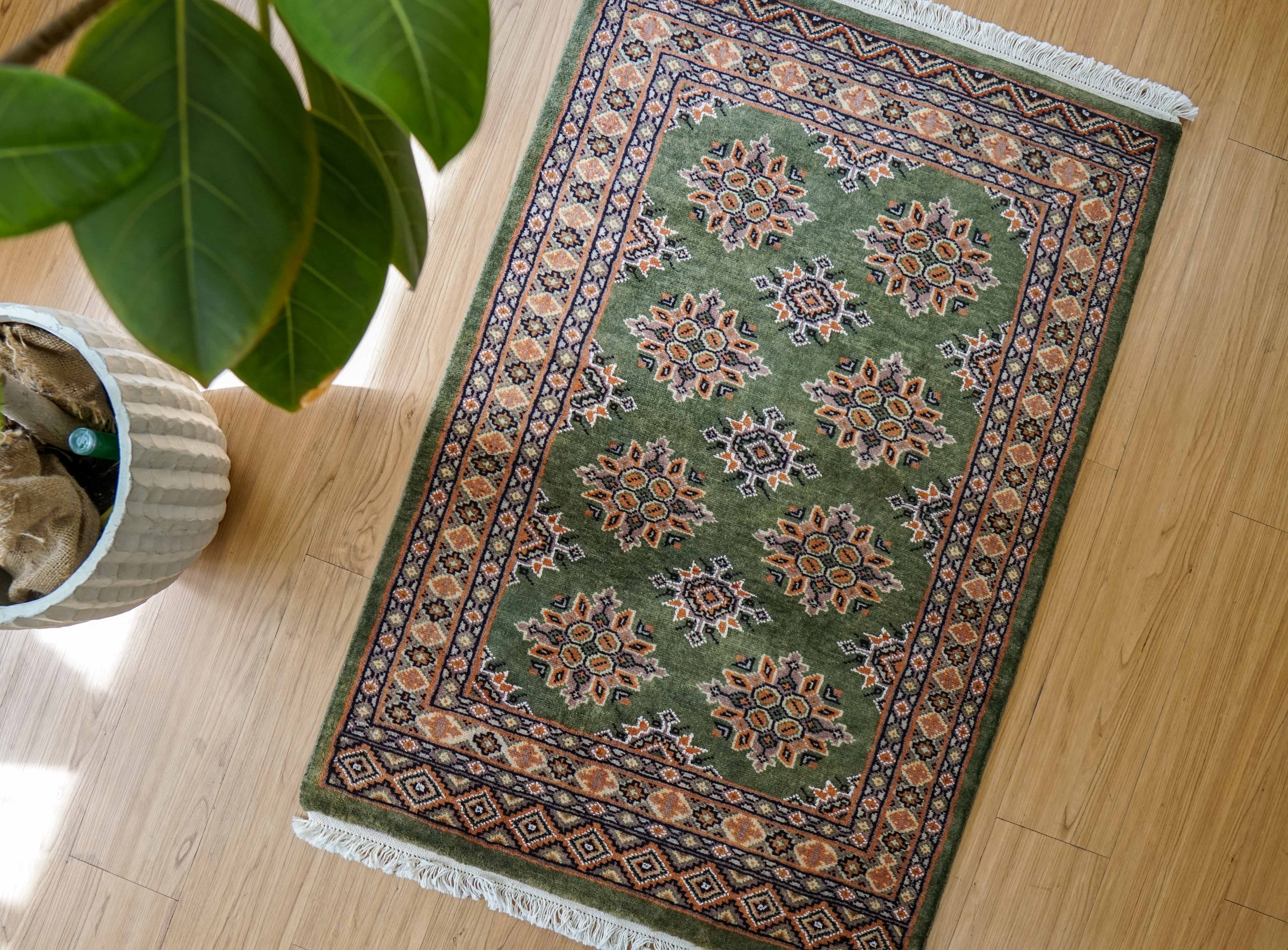 パキスタン手織り絨毯 118×79cm – Decorworks