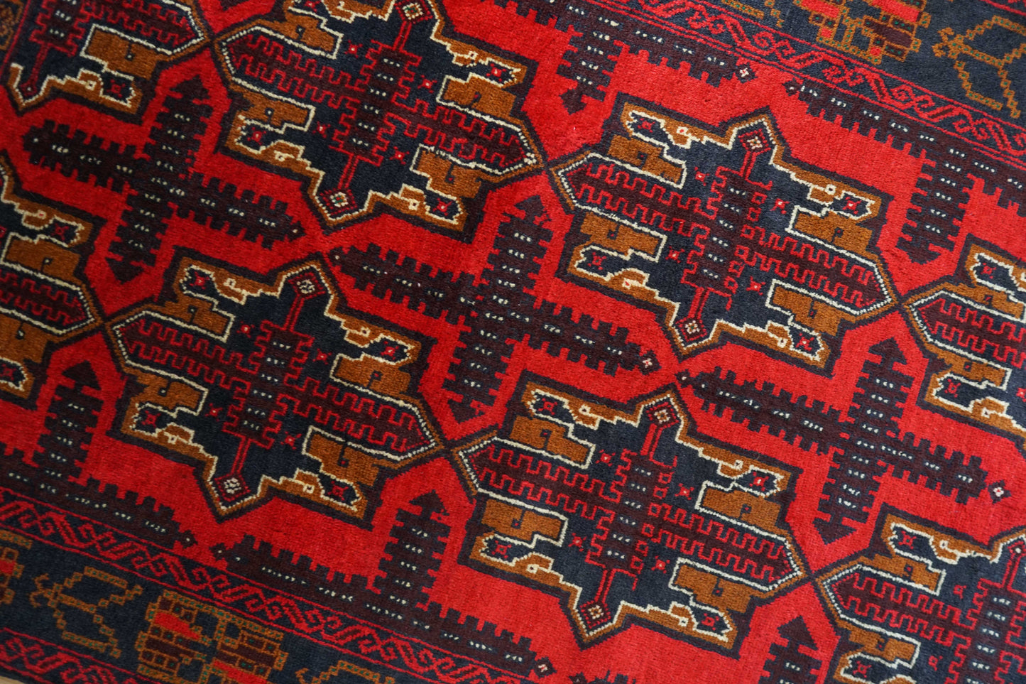 ペルシャ絨毯 バルーチ トライバルラグ 187×114cm