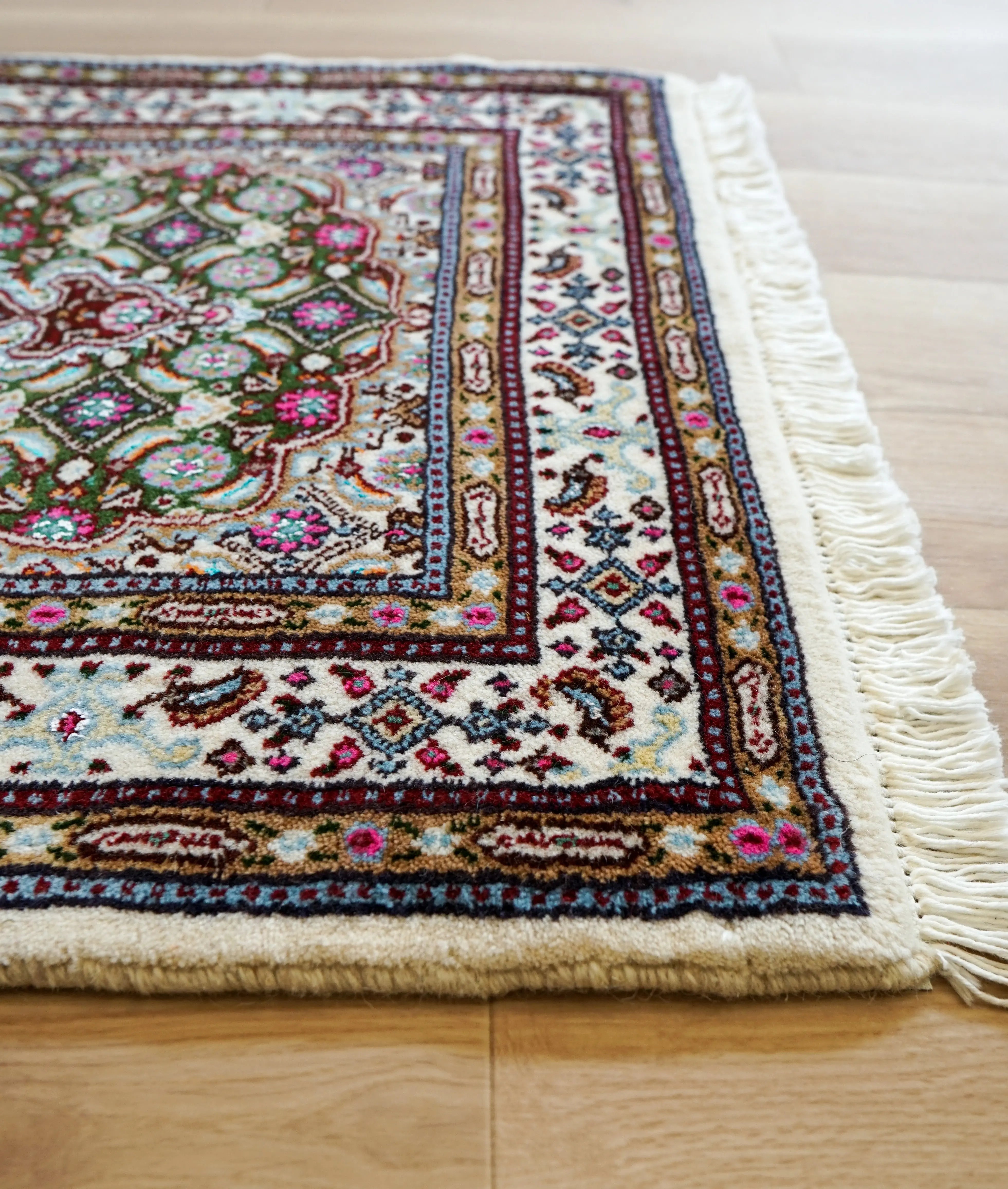 ペルシャ 手織り絨毯 ムード産 高級ウール使用 伝統幾何学模様と