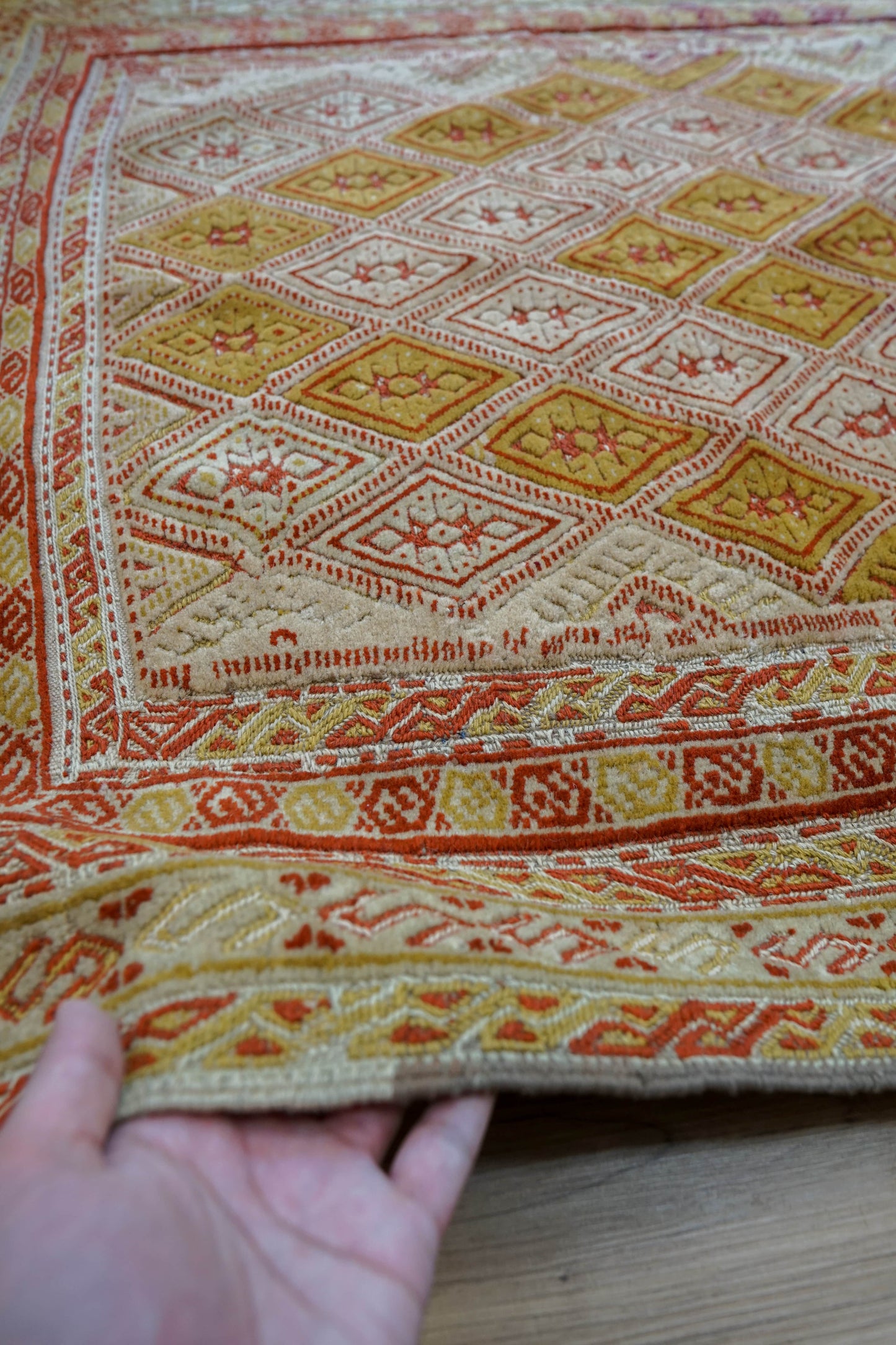 Collection アフガン手織りマシュワニキリム 121×94cm