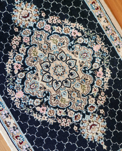 ペルシャ手織り絨毯 ナイン産 93×65cm