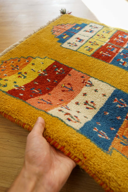  ペルシャ絨毯 手織りギャッベ 89×66cm