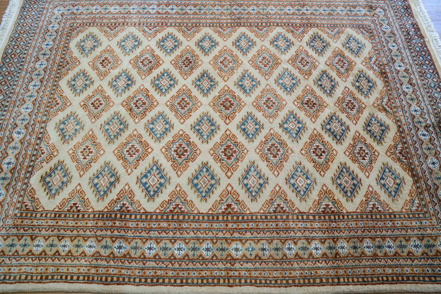 手織りパキスタン絨毯 184×128cm｜9/16クオリティ・ベージュ×ブルー