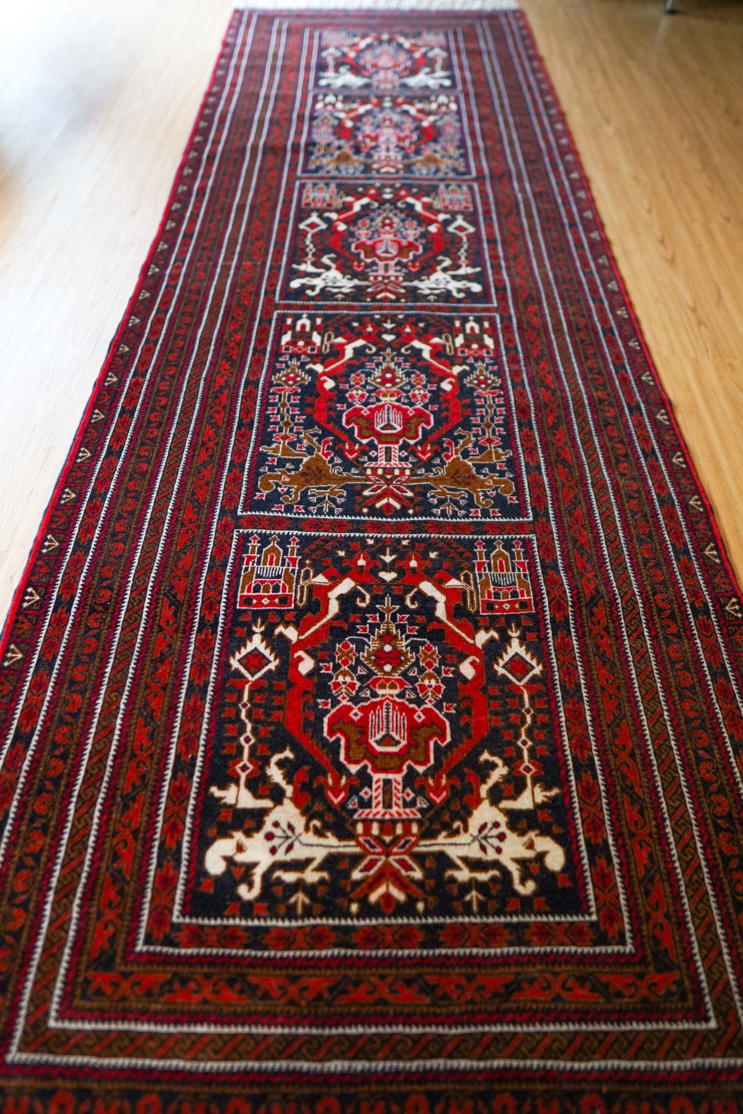  アフガニスタン手織り絨毯 ビルジククオリティ 292×89cm