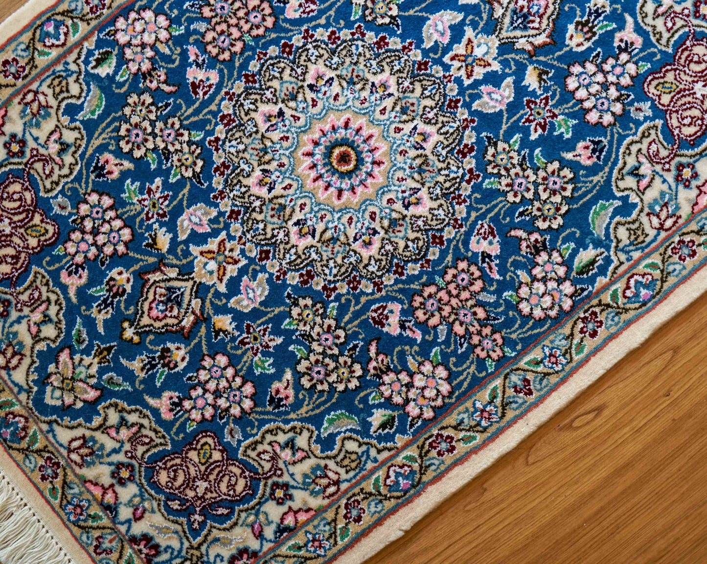  ペルシャ 絨毯 ナイン　90×63cm