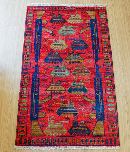 アフガン手織り絨毯　169×104cm