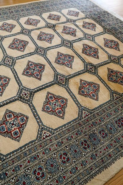  パキスタン手織り絨毯 ジャルダールデザイン ウールラグ 233×196cm