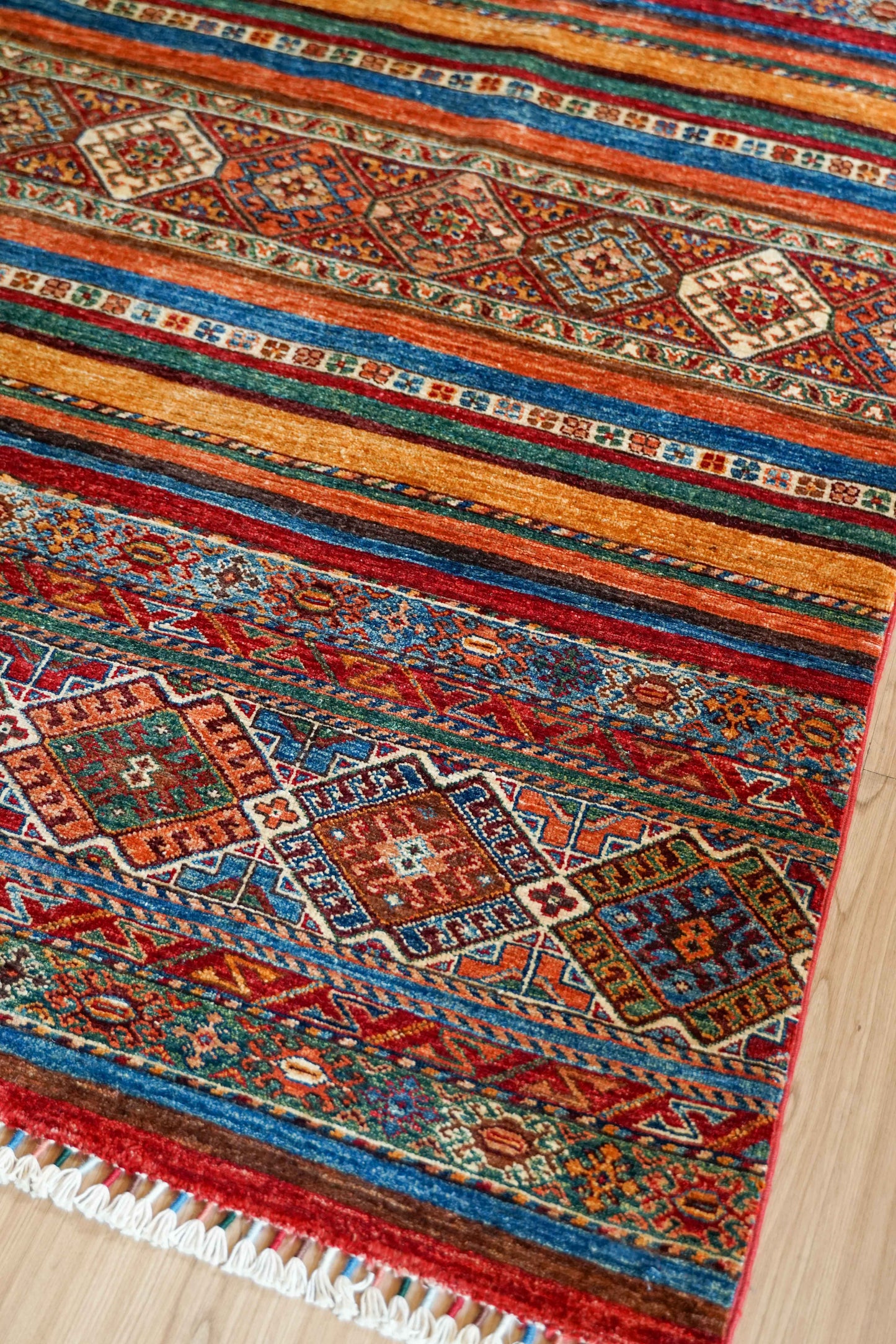 アフガニスタン手織り絨毯 ガズニーウール 200×149cm｜クルジーンデザイン トライバルラグ リビングサイズ