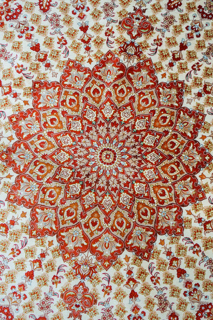  ペルシャ手織り絨毯 クム産 シルク100％ 193×130cm｜クム ワファィ工 房
