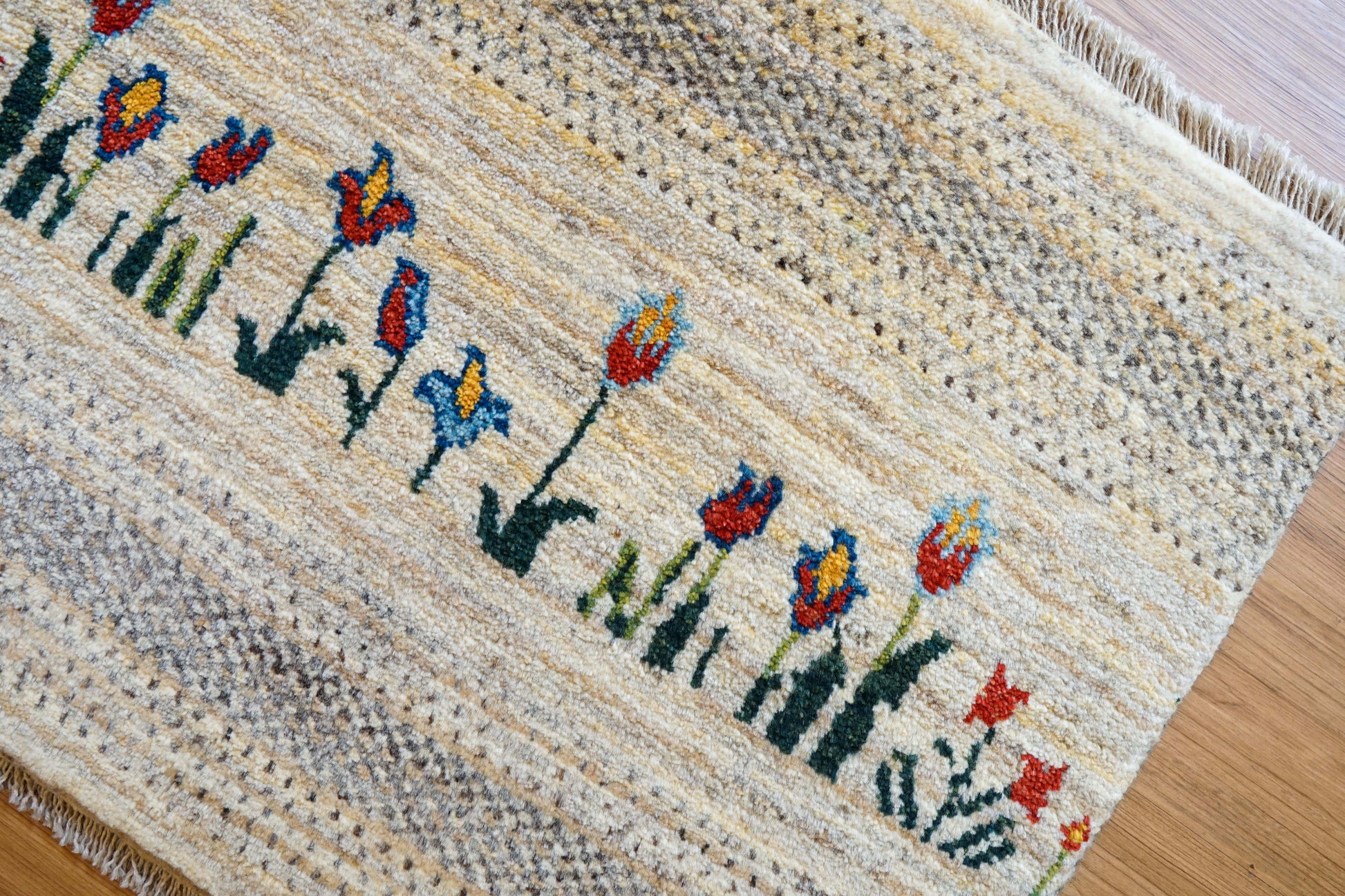 Collection 90×68cm　 ペルシャ絨毯 手織りギャッベ