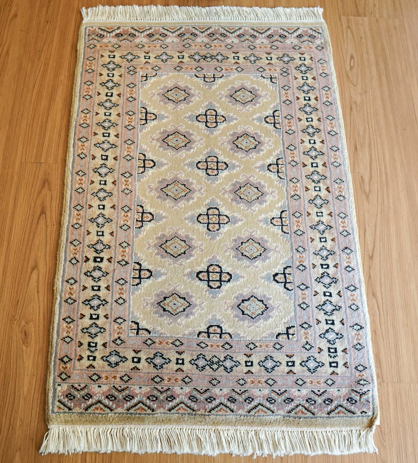 パキスタン手織り絨毯 玄関マット 95×63cm