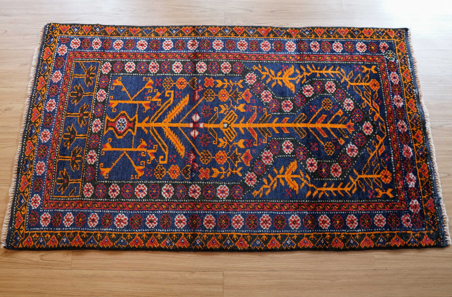  ヴィンテージ トライバルラグ バルーチ族 手織りペルシャ絨毯 133×80cm｜花瓶文様（ゴルダン）・ミフラーブデザイン ウール100％