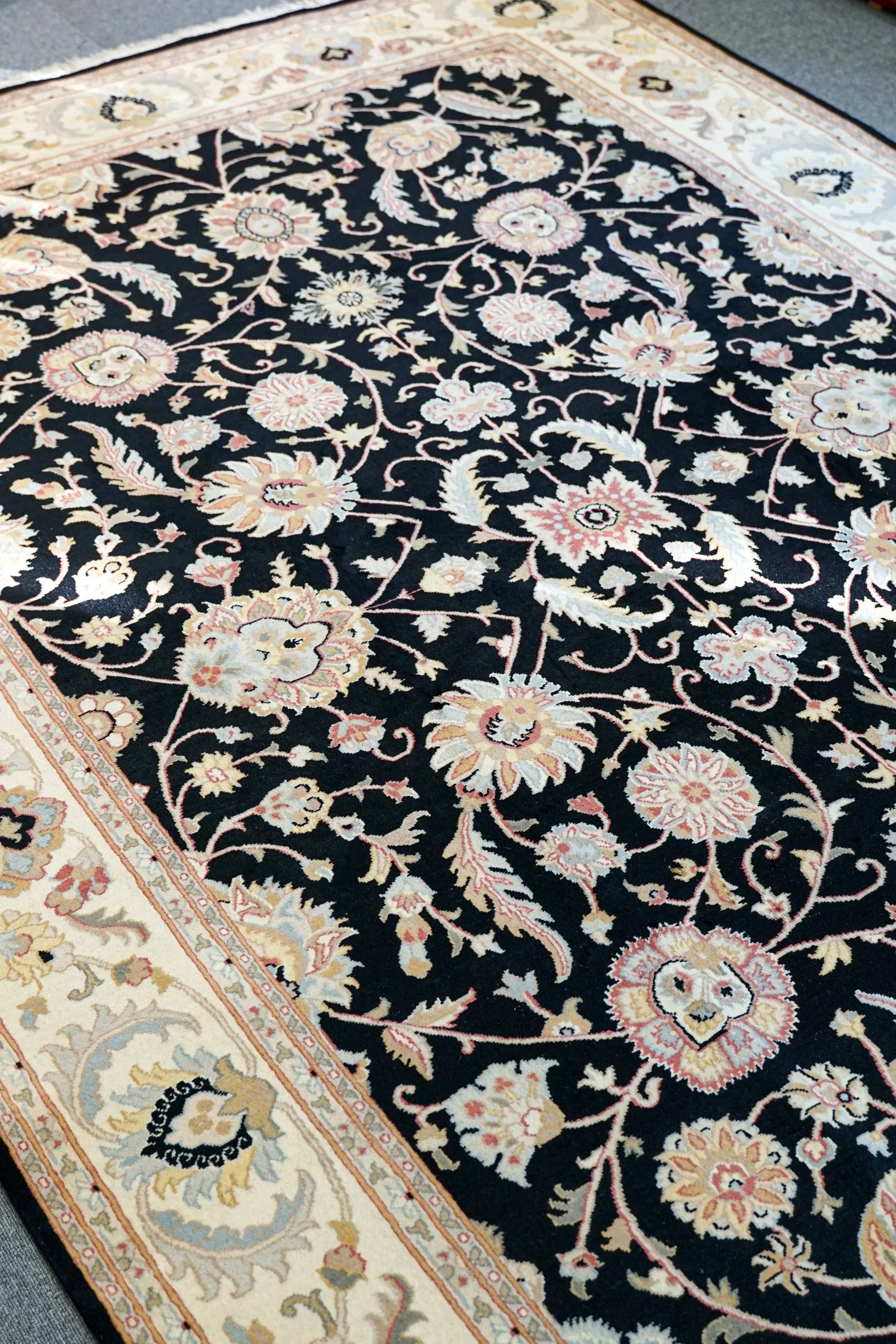 パキスタン絨毯、伝統手織りラグ、高品質ウールラグ通販、Decorworks