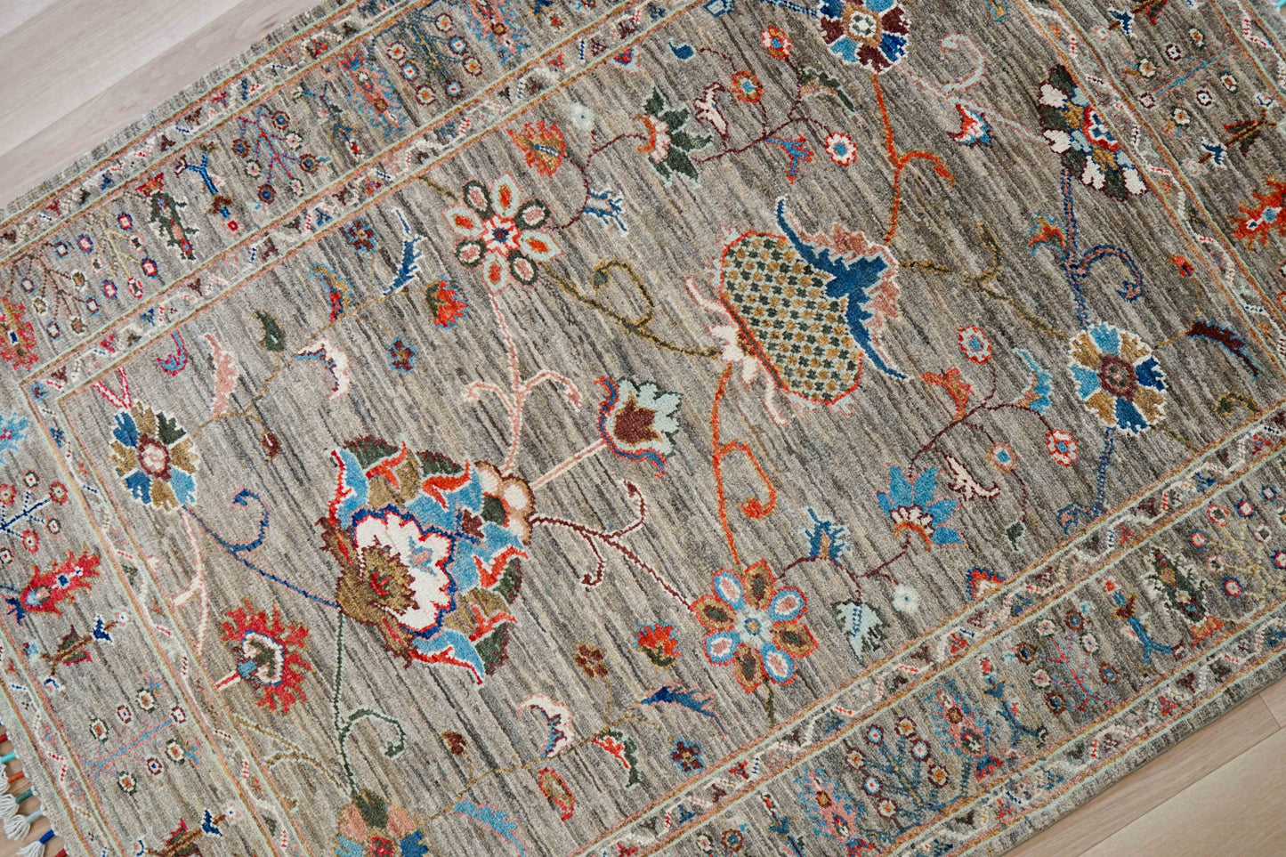  アフガニスタン手織り絨毯 ガズニウール（チョビラグ）142×104cm｜草木染め・手紡ぎウール