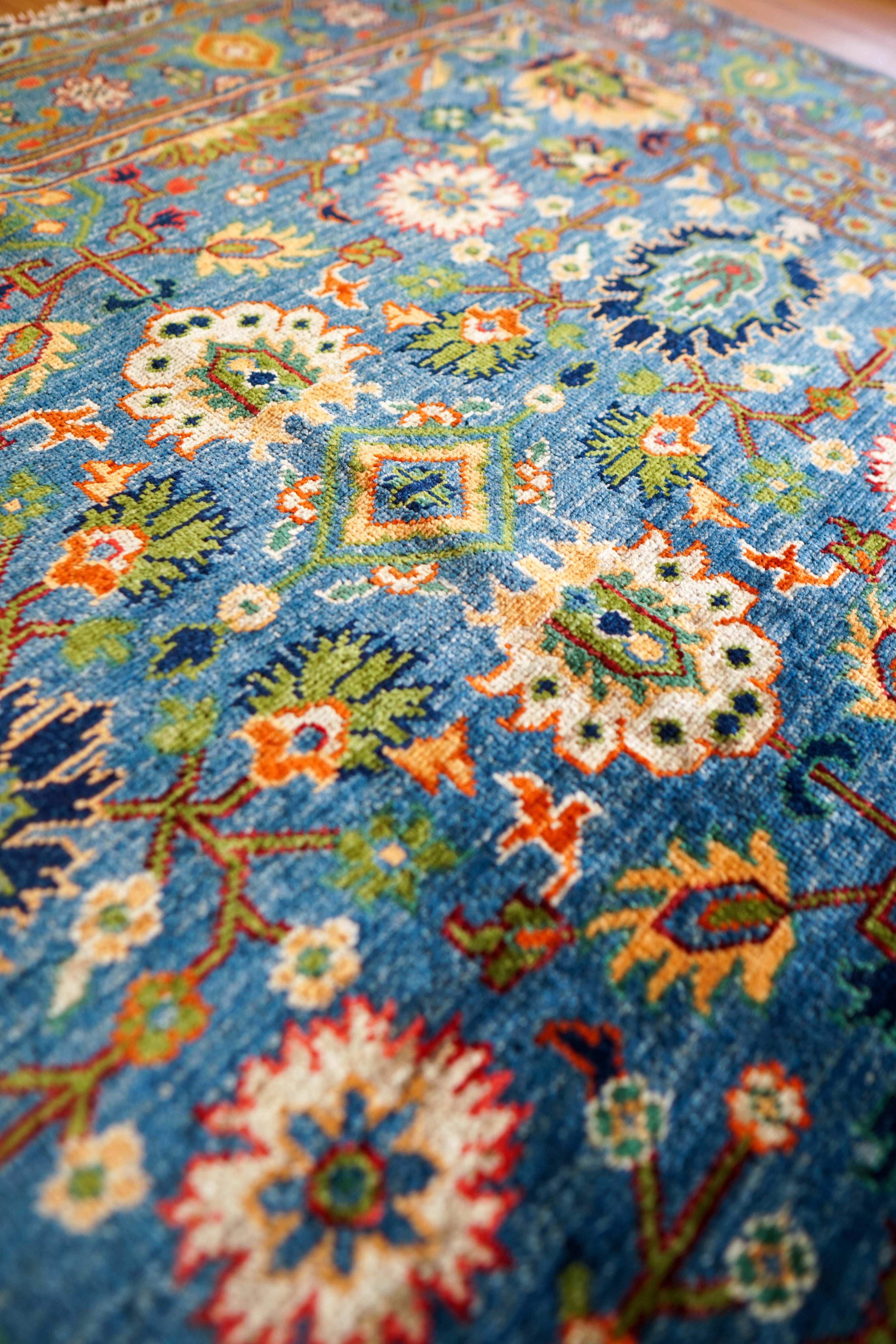 アフガニスタン ガズニ産 手織り絨毯 197×151cm – Decorworks