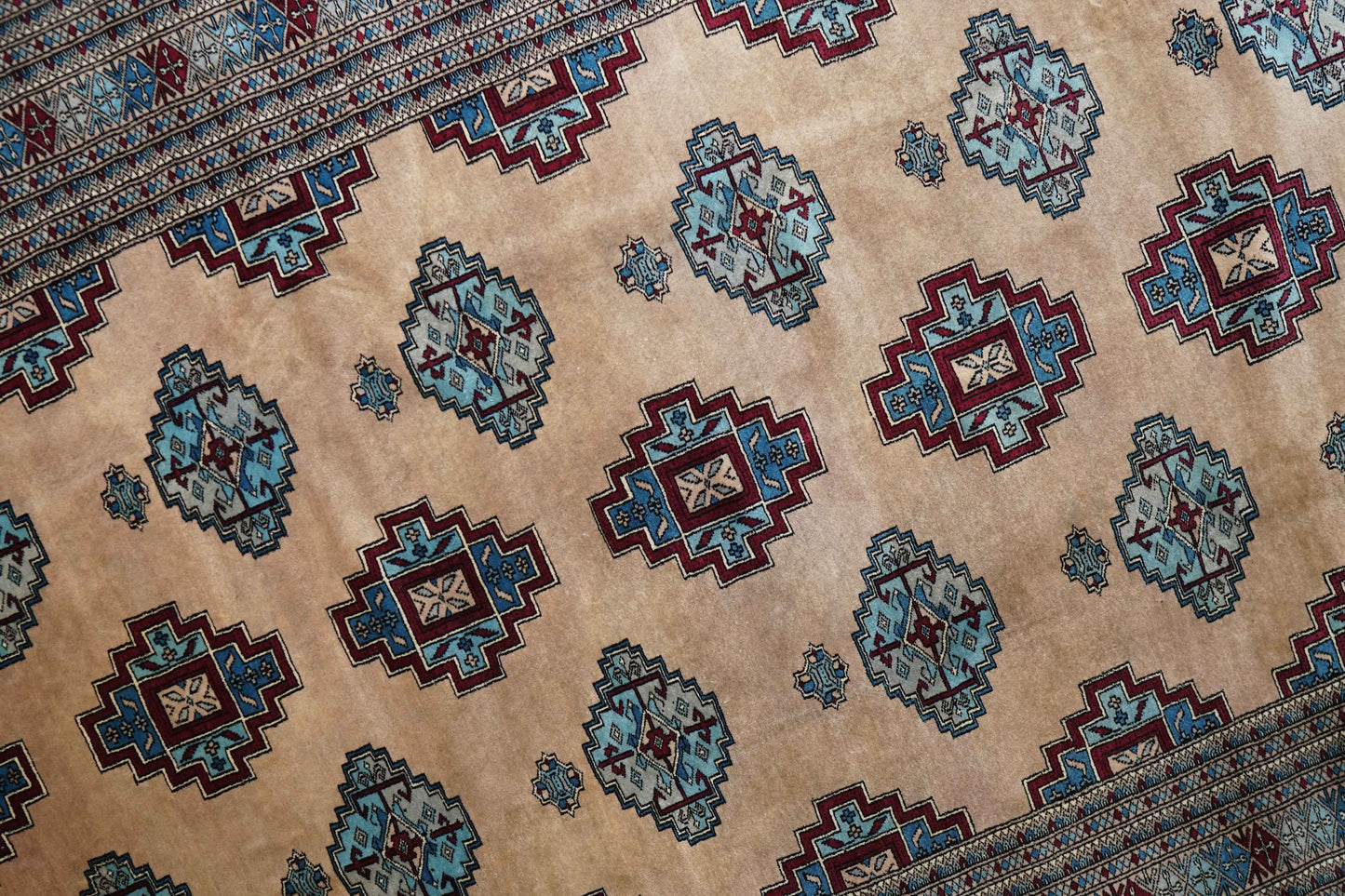  パキスタン手織り絨毯 246×160cm Fine Quality 11/22