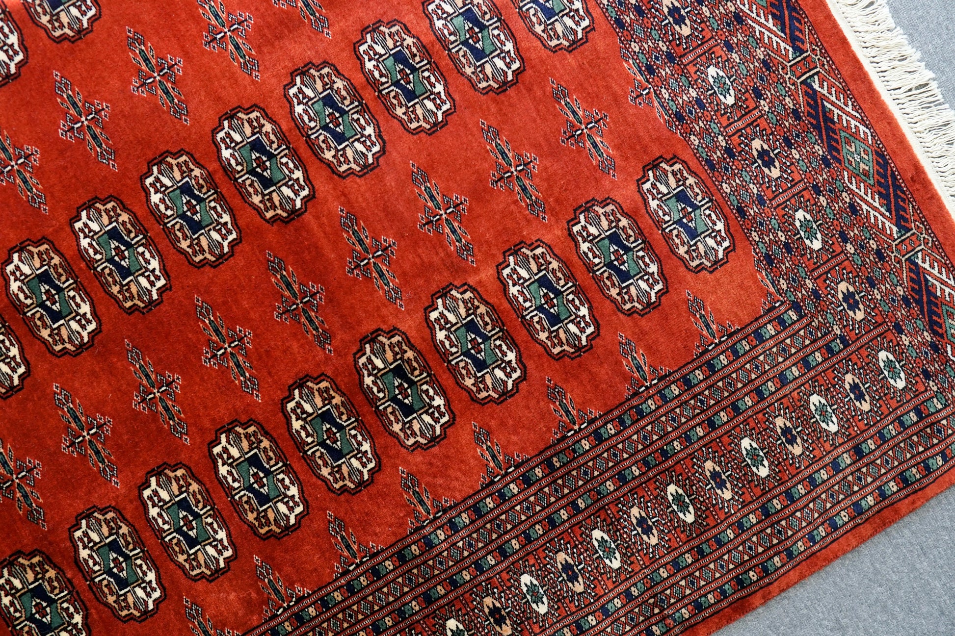 205×141cm トルクメン ボハララグ 手織り絨毯 Decorworks
