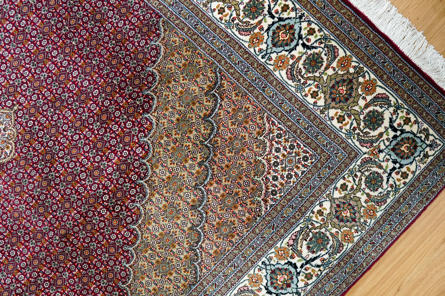 Collection ペルシャ手織り絨毯 タブリーズ産 305×205cm マヒ柄