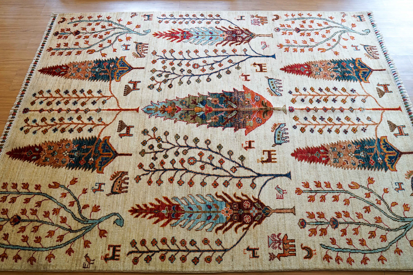  アフガニスタン 手織りガズニギャッベ 203×154cm｜草木染め・生命の木と動物文様