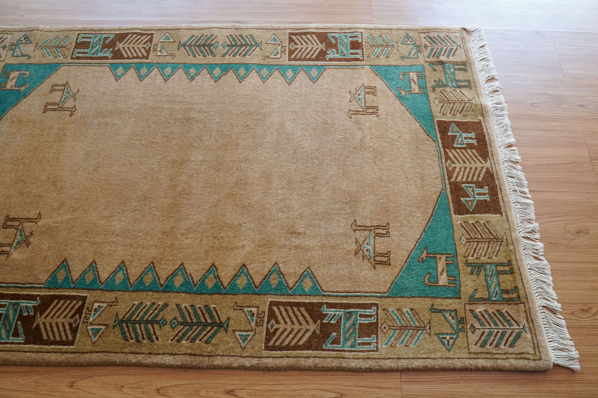 Collection 129×81cm パキスタン手織り絨毯 ベージュ＆ターコイズ モダンボーダーデザイン