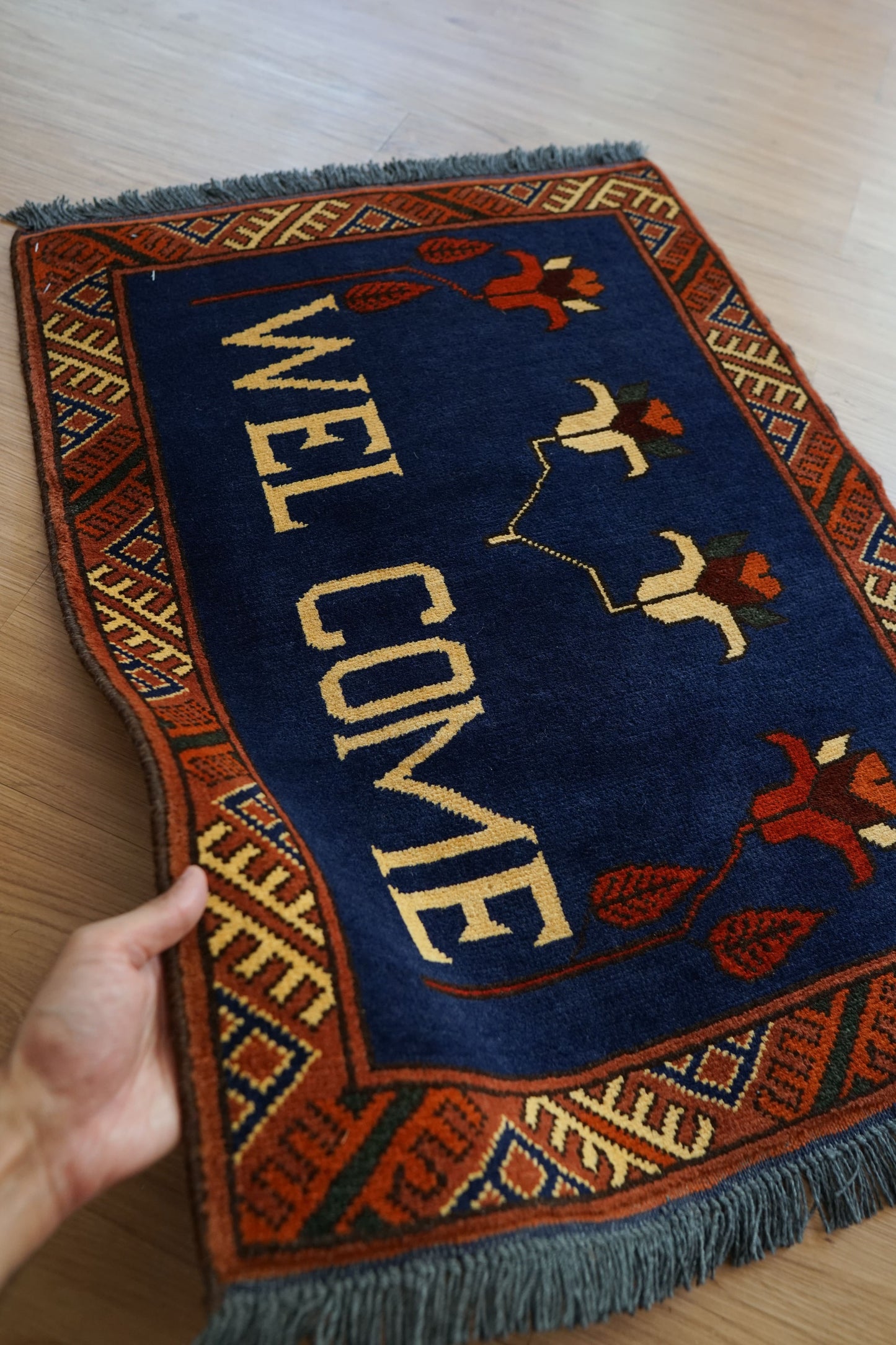 Collection アフガニスアン手織り絨毯　85×61cm