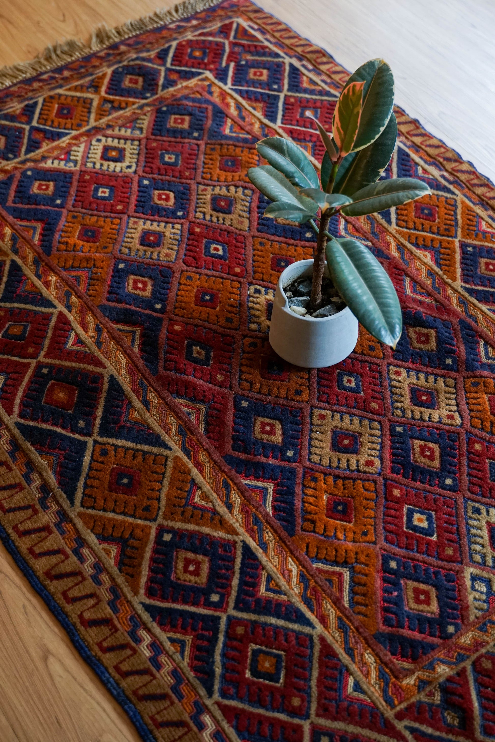 Collection 145×96cmアフガニスタン オールドマシュワニ 手織りキリム トライバルラグ