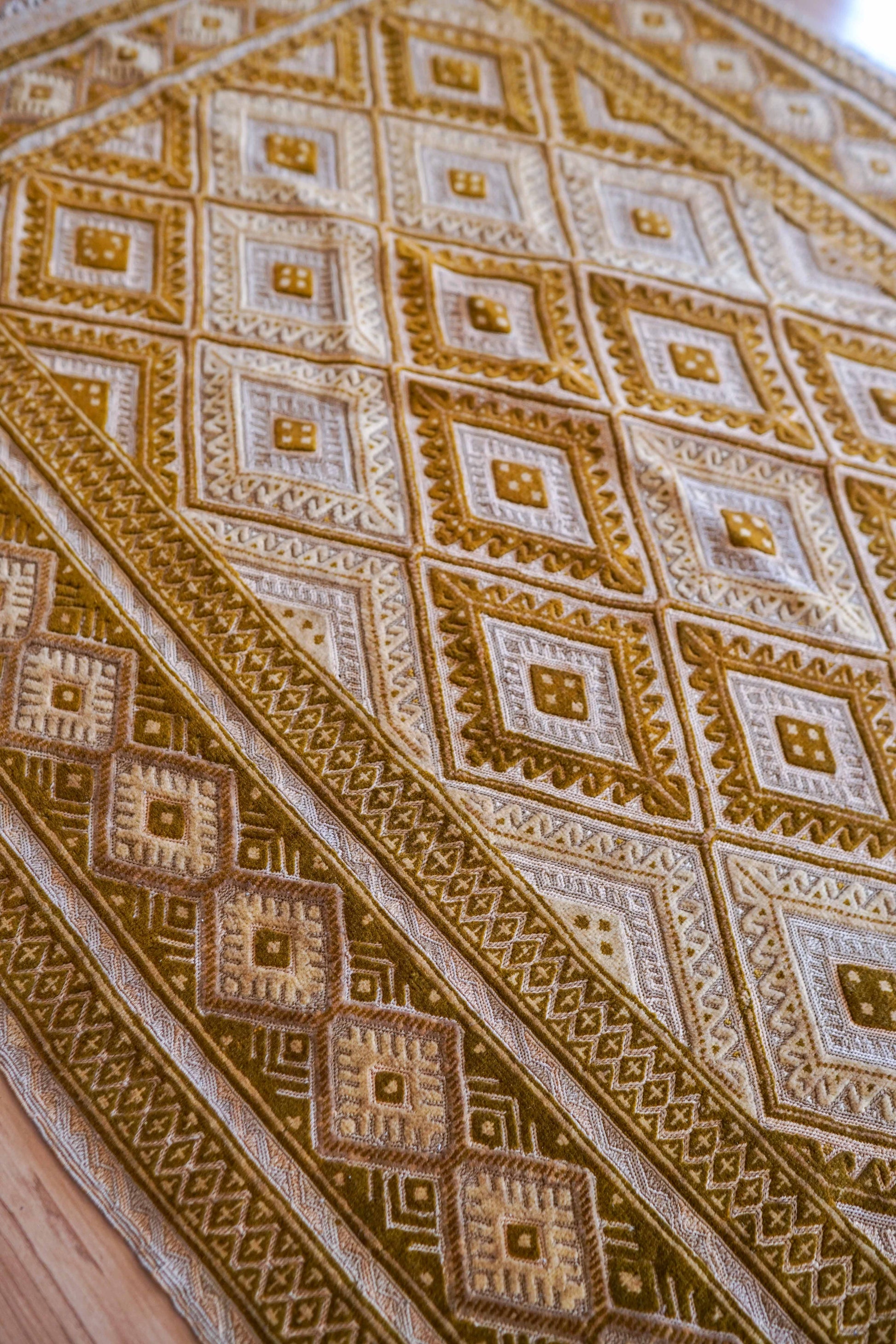  アフガニスタン 手織りマシュワニキリム 160×108cmファインクオリティ 緻密織りトライバルラグ