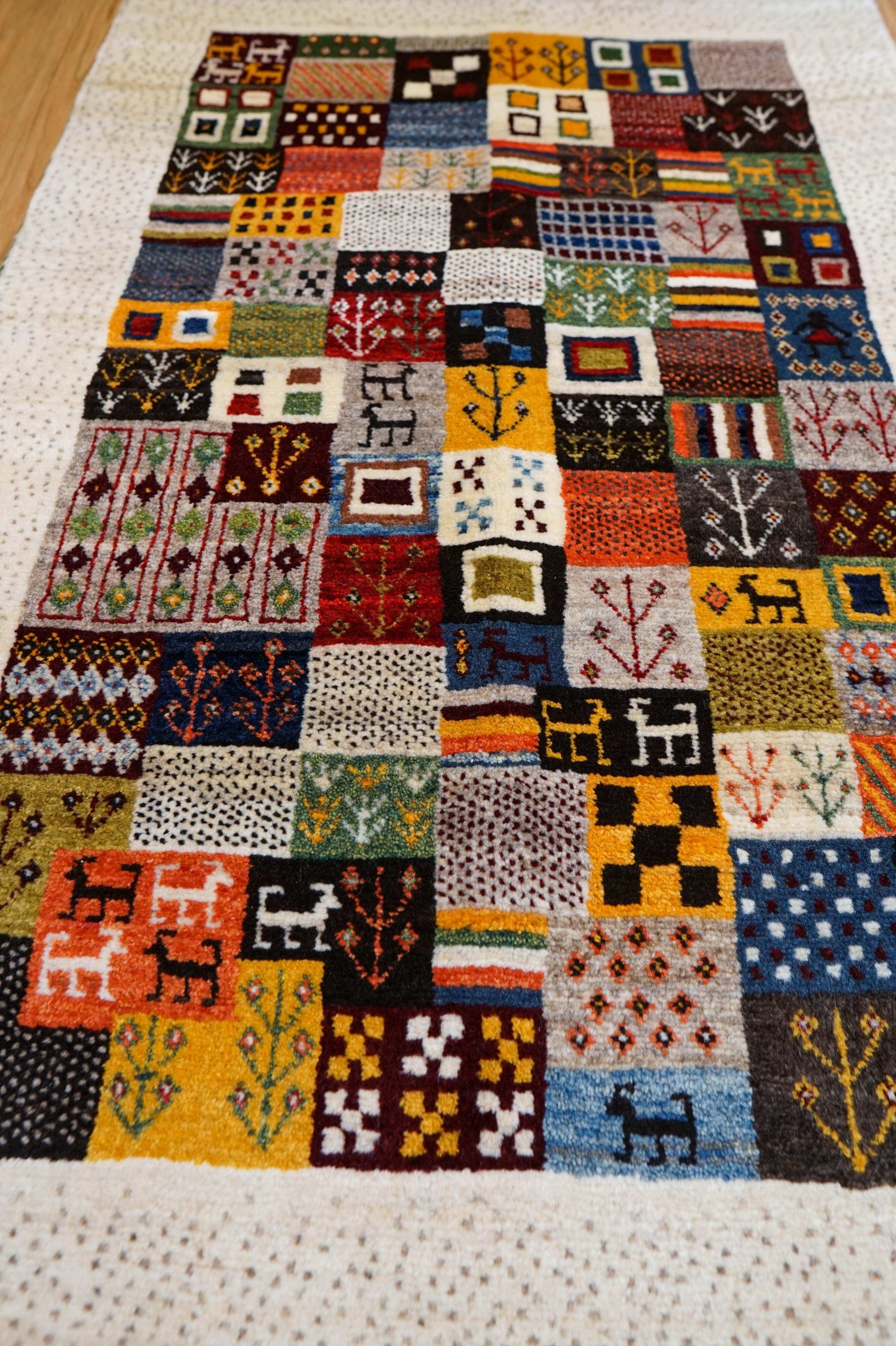  ペルシャ絨毯 カシュクリ ギャッベ リズバフトギヤべ 130×85cm