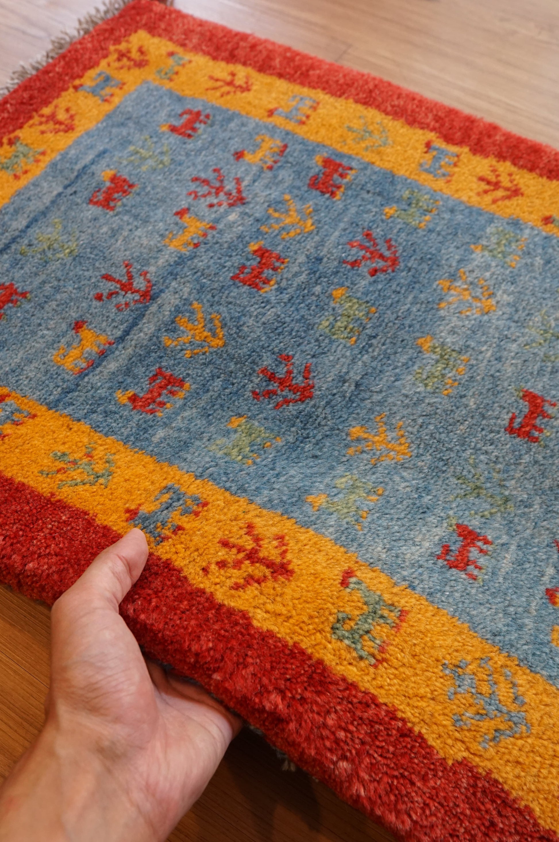Collection ペルシャ手織りギャッベ 80×52cm アマレ族 ウールラグ