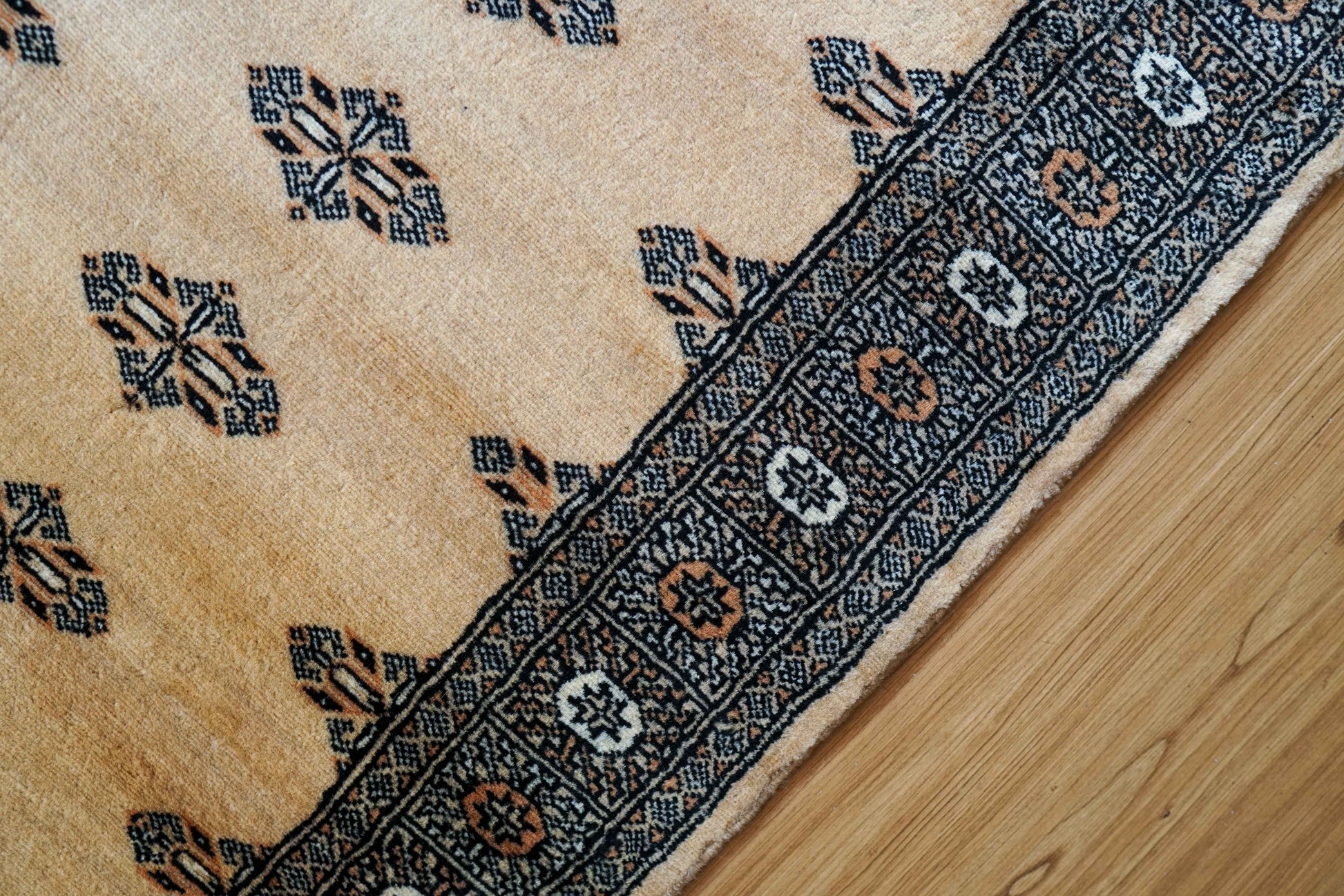  パキスタン手織り絨毯 ランナー 302×79cm｜バタフライモチーフ 手織りラグ