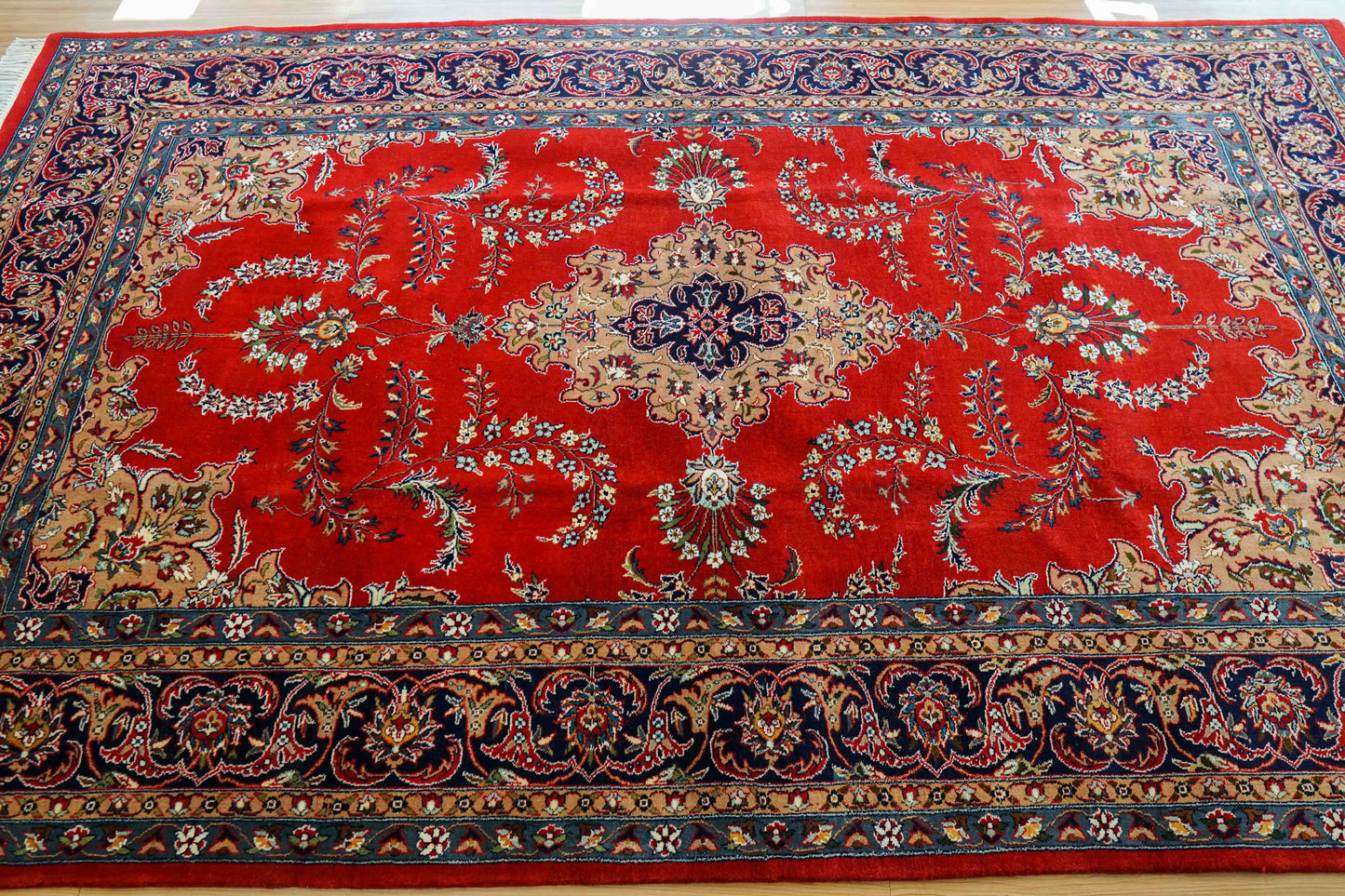  ペルシャ絨毯 手織り ダブルノット 高密度ウール 256×154cm｜厚手で丈夫 赤基調クラシックデザイン