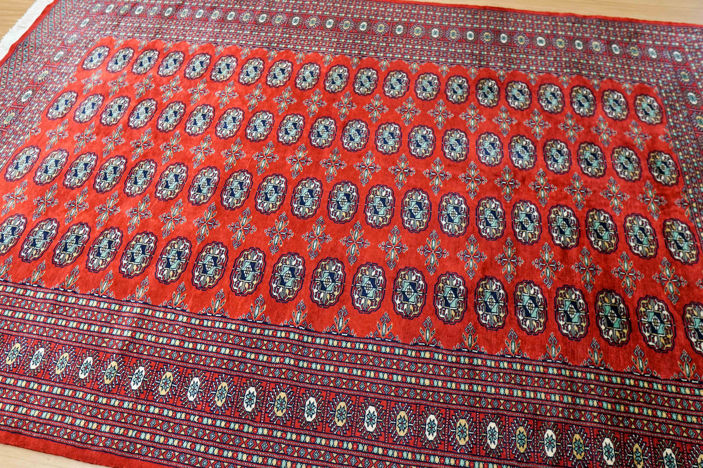  パキスタン手織り絨毯　246×167cm Fine quality