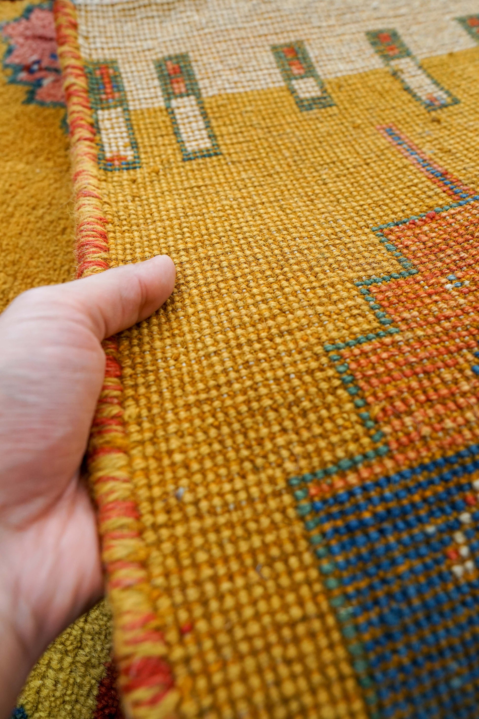  ペルシャ絨毯 手織りギャッベ 89×66cm