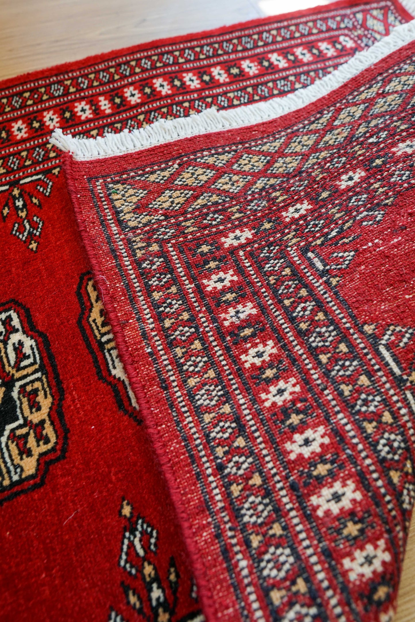  トルクメン ボハラ 手織り パキスタン絨毯 88×63cm 玄関マット