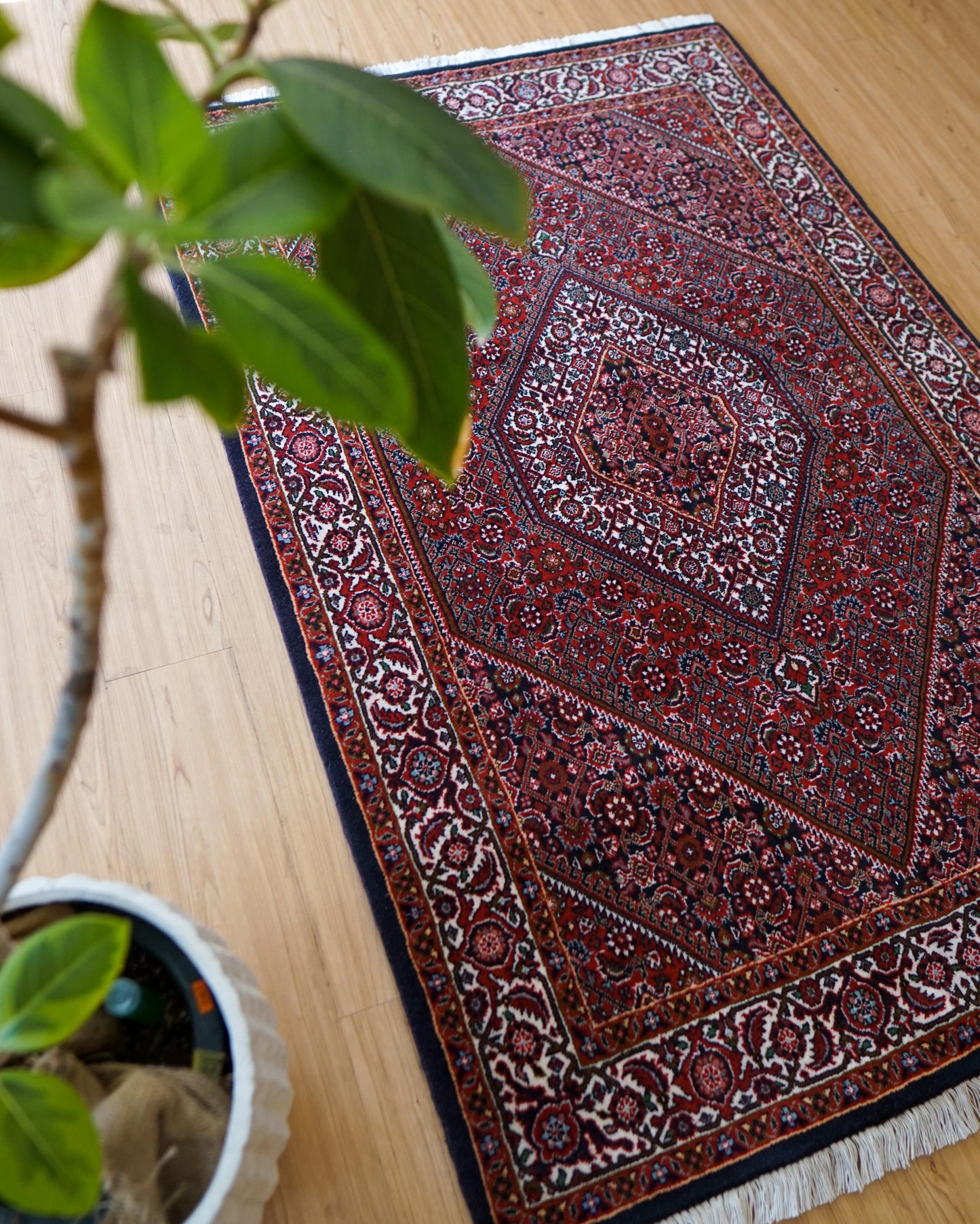 ペルシャ手織り絨毯 ビジャー産 171×113cm｜ ウール リビングサイズ ビジャール