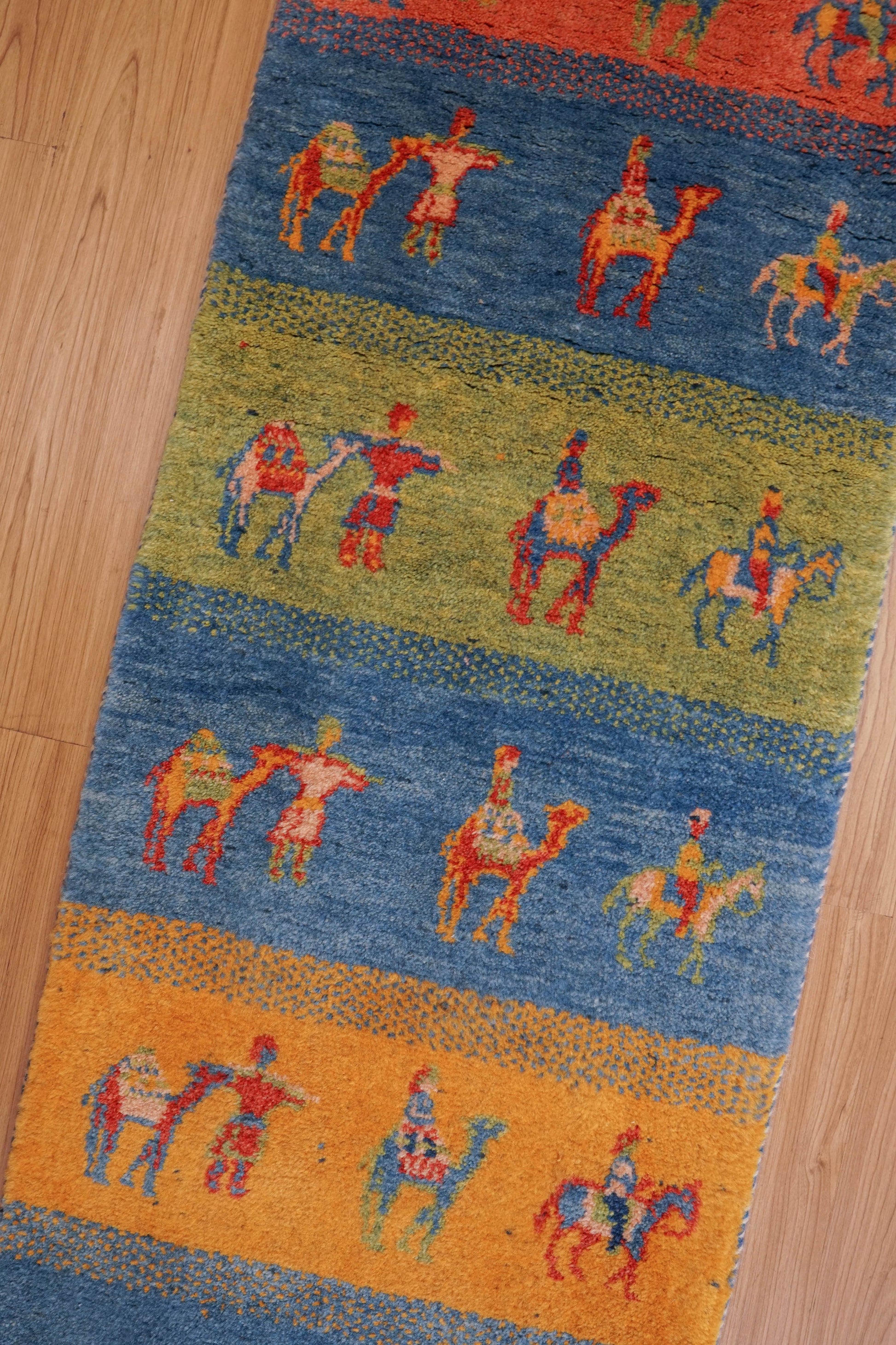 Collection ペルシャ手織りギャッベ ランナー 189×56cm ｜ 遊牧民デザインのウールラグ