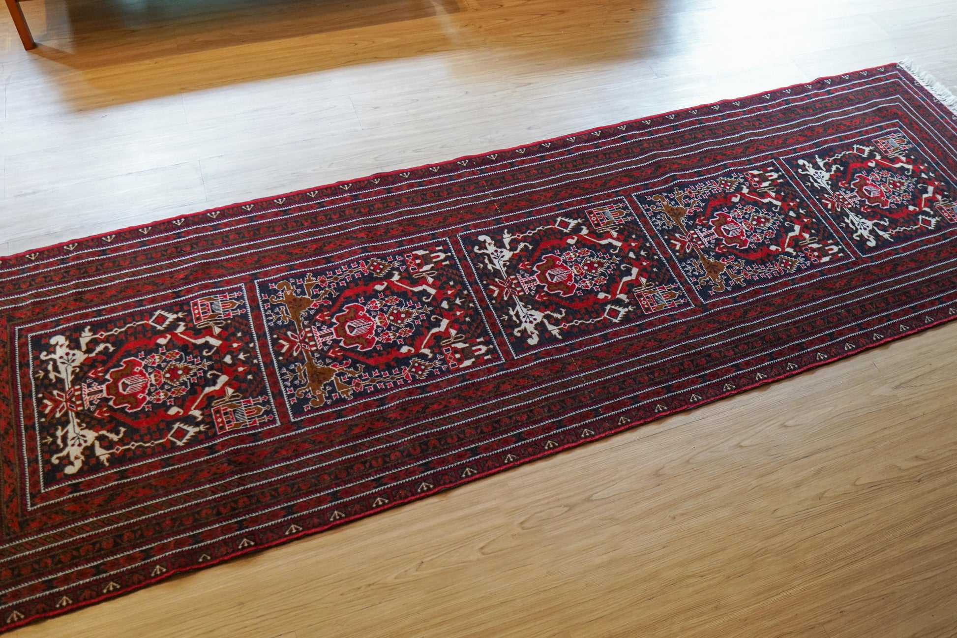  アフガニスタン手織り絨毯 ビルジククオリティ 292×89cm