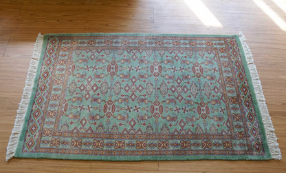 パキスタン手織り絨毯 124×77cm - Decorworks