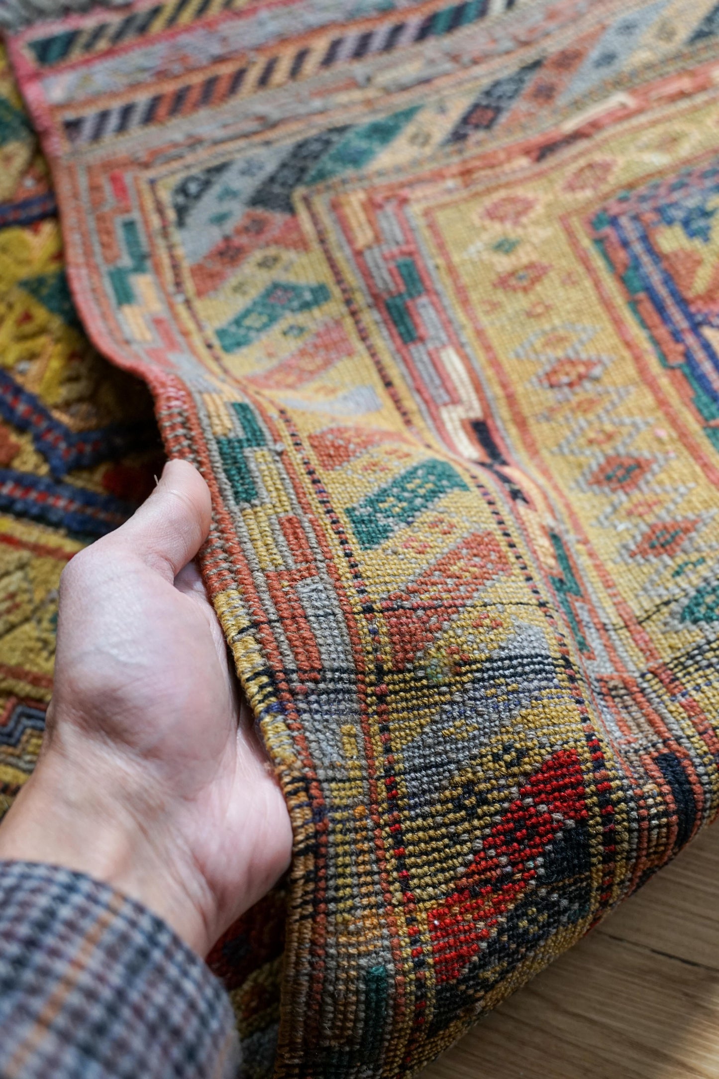  手織り マシュワニ キリム126×93cm　