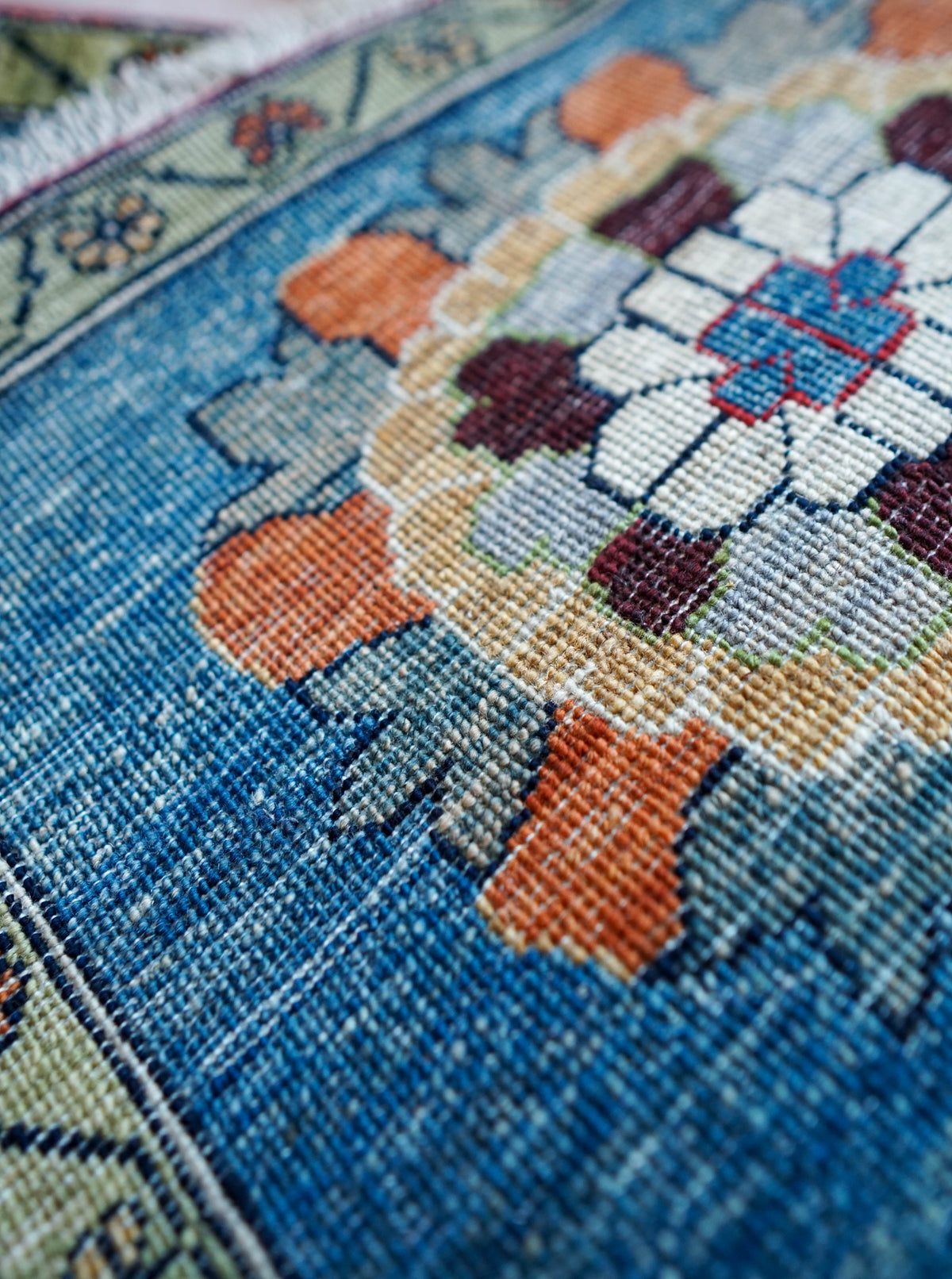  アフガニスタン・ガズニ産 手織り絨毯 103×50cm