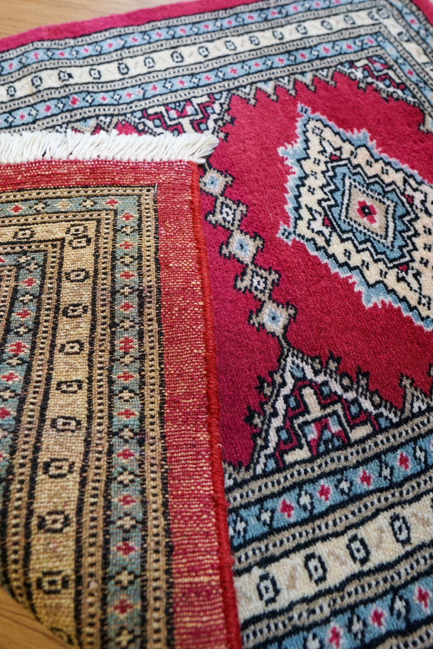  パキスタン手織り絨毯 玄関マット 88×65cm