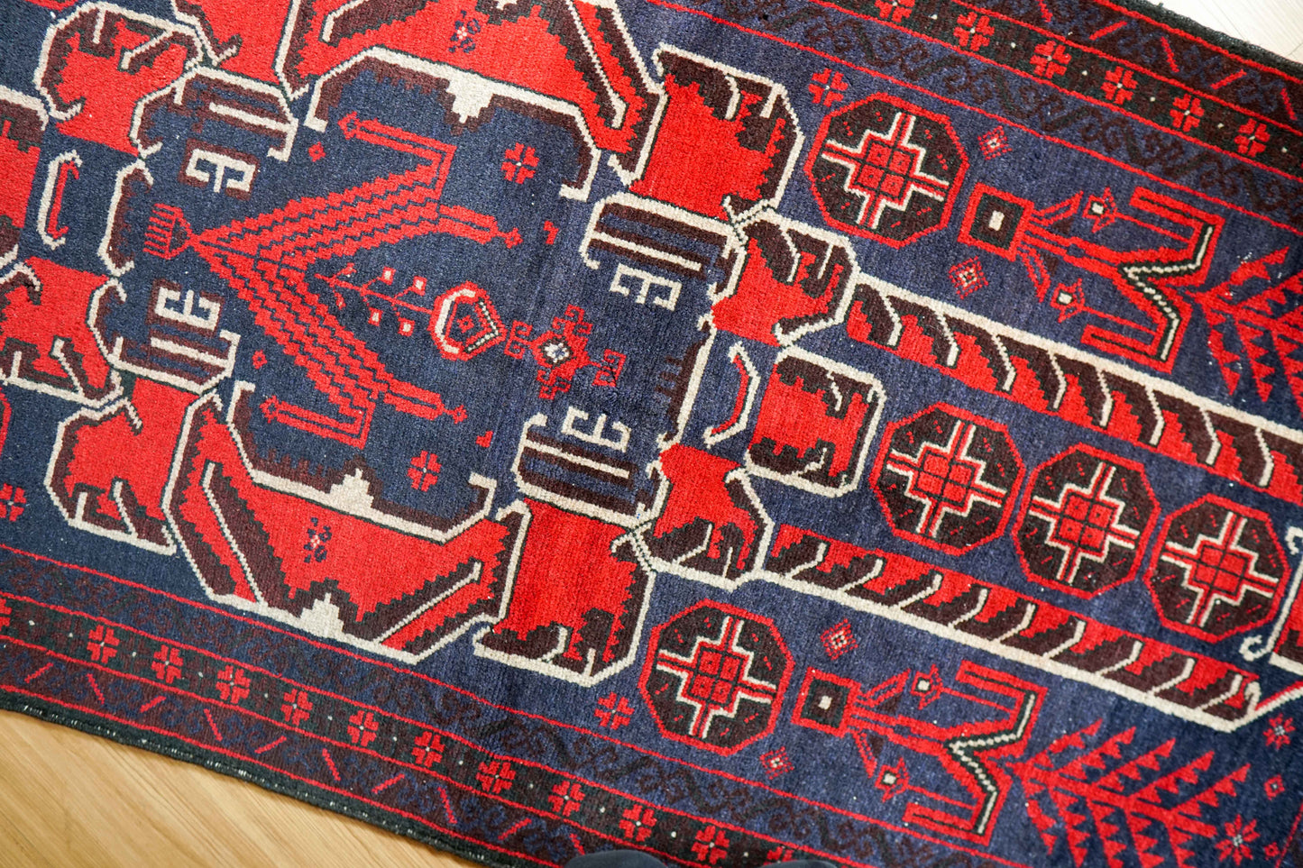  vintageペルシャ絨毯 バルーチ トライバルラグ 150x83cm